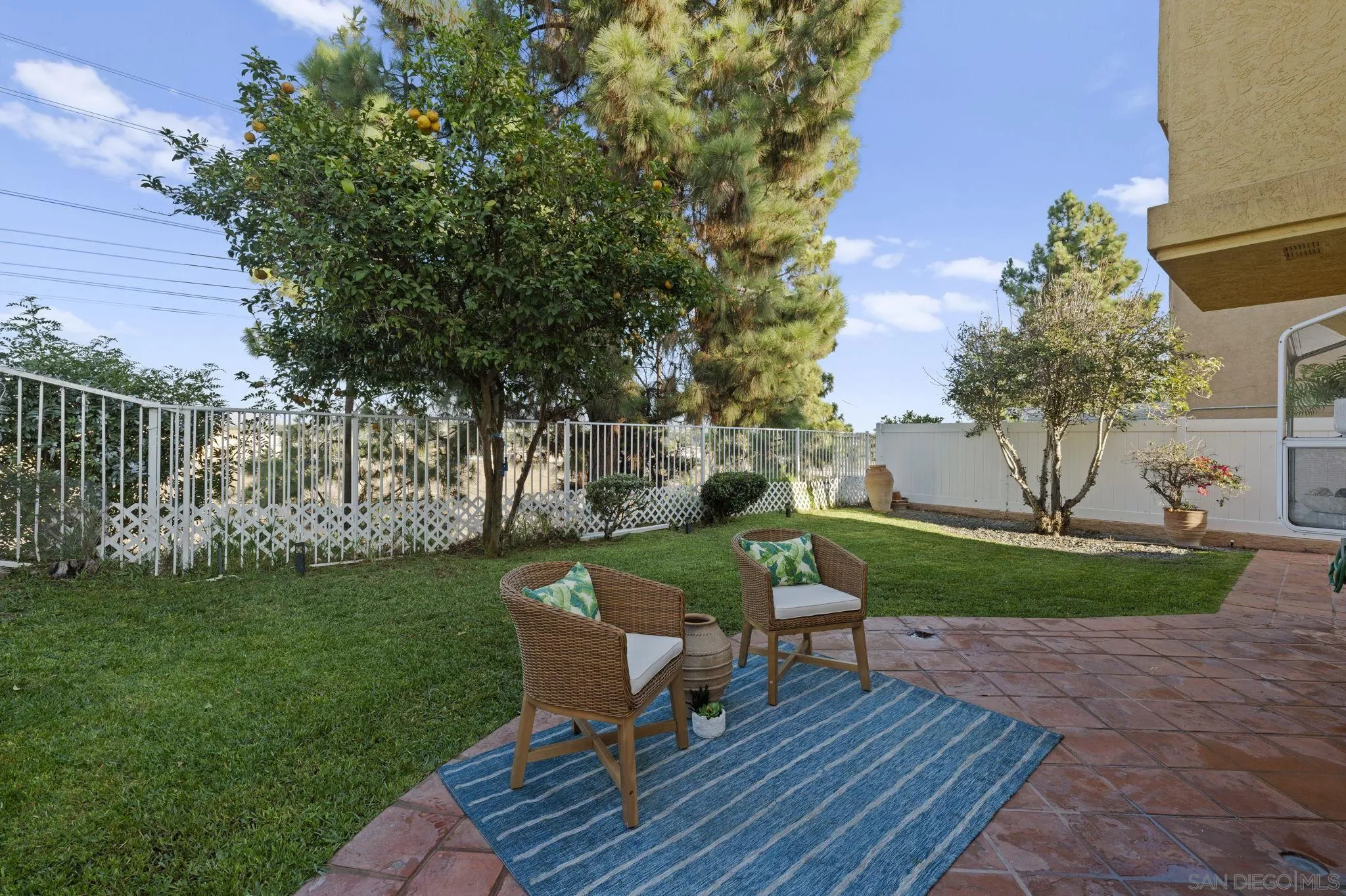 https://cdn.realtyfeed.com/cdn/127/250040106/097aff4293d4abb6fbc63753c70ab2ee.webp