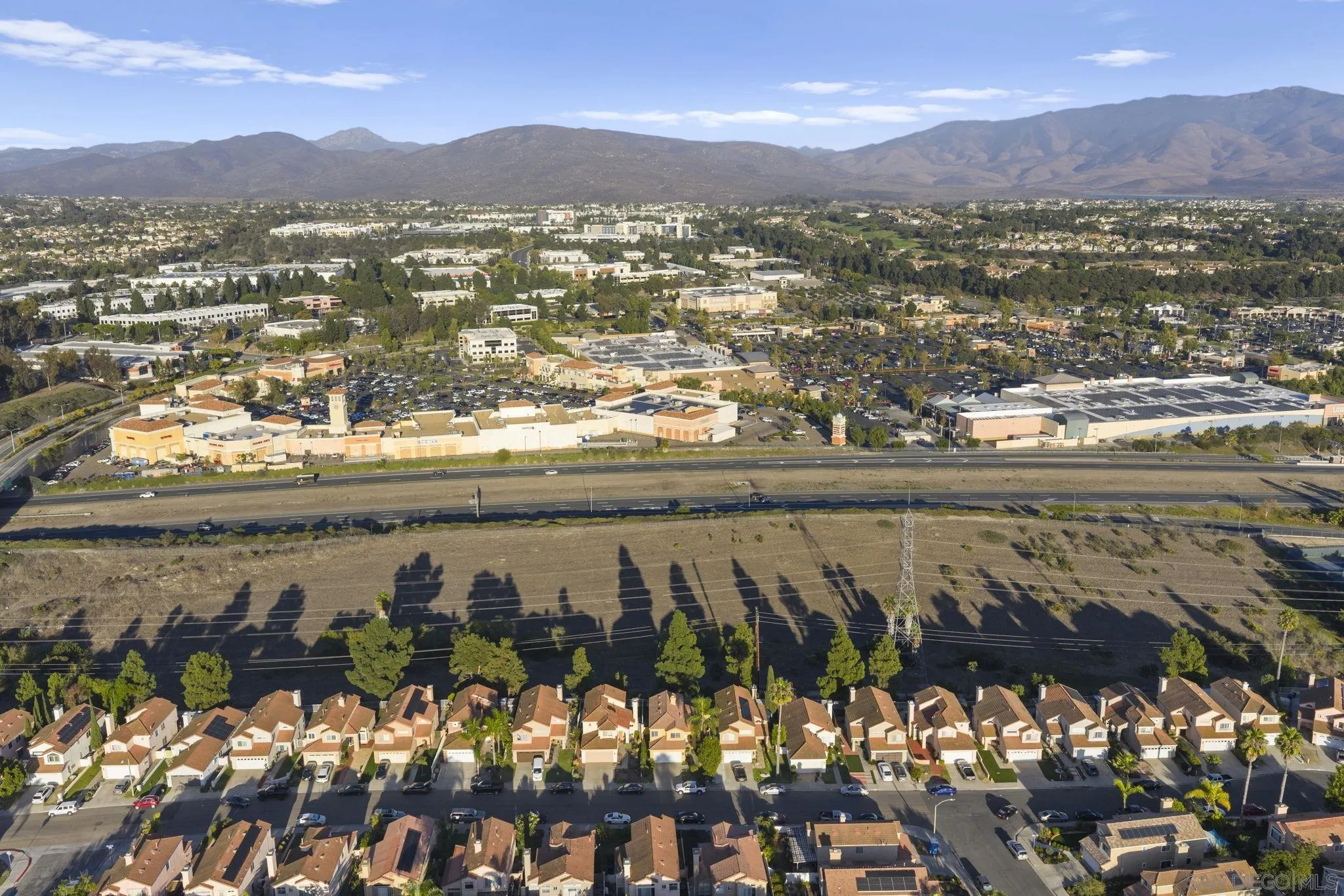 https://cdn.realtyfeed.com/cdn/127/250040106/d08b8b60d1fa09c45c4eaf36413a0320.webp