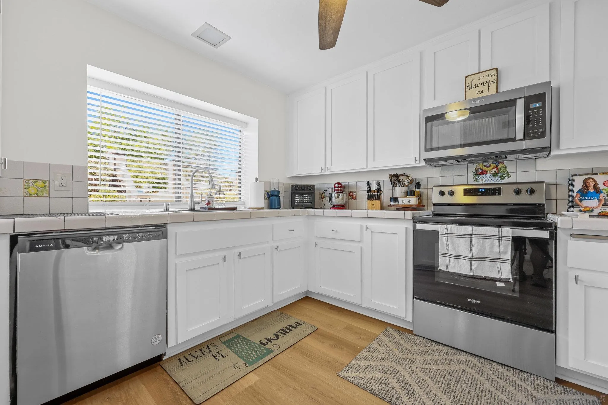 Photo #7: 250040108 Listing: Photo #7