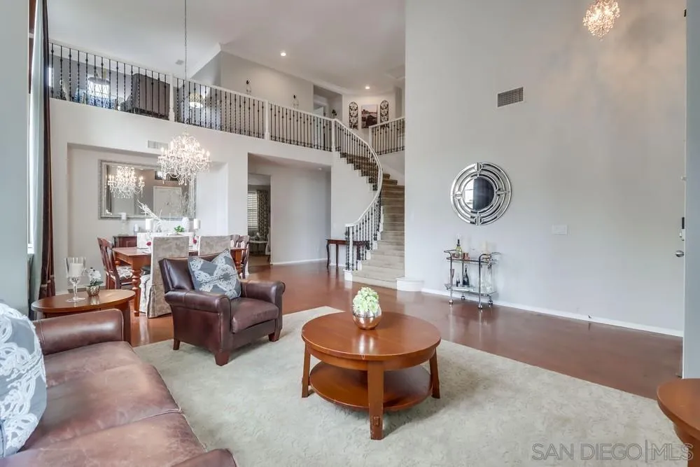 https://cdn.realtyfeed.com/cdn/127/250040111/488a5d41bcc93231c1db23053ae12a3d.webp