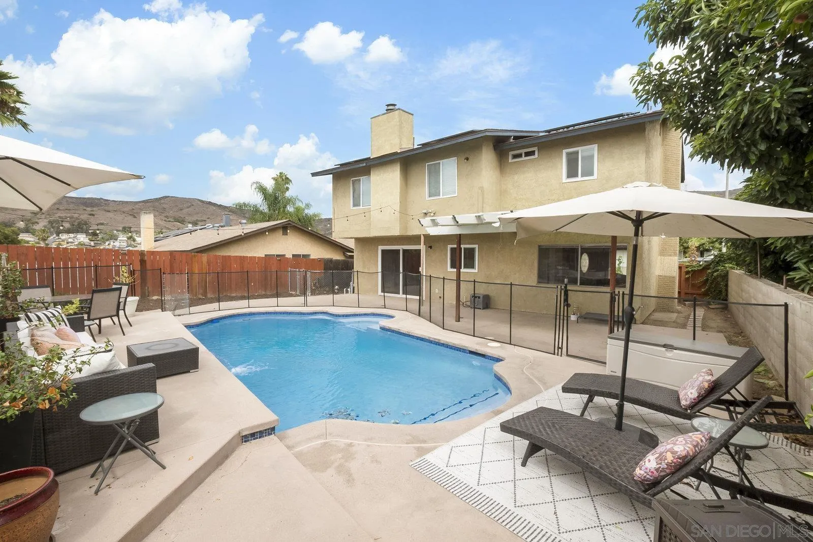 https://cdn.realtyfeed.com/cdn/127/250040116/a92b21d0c862b2a5945d5804cf2226d0.webp