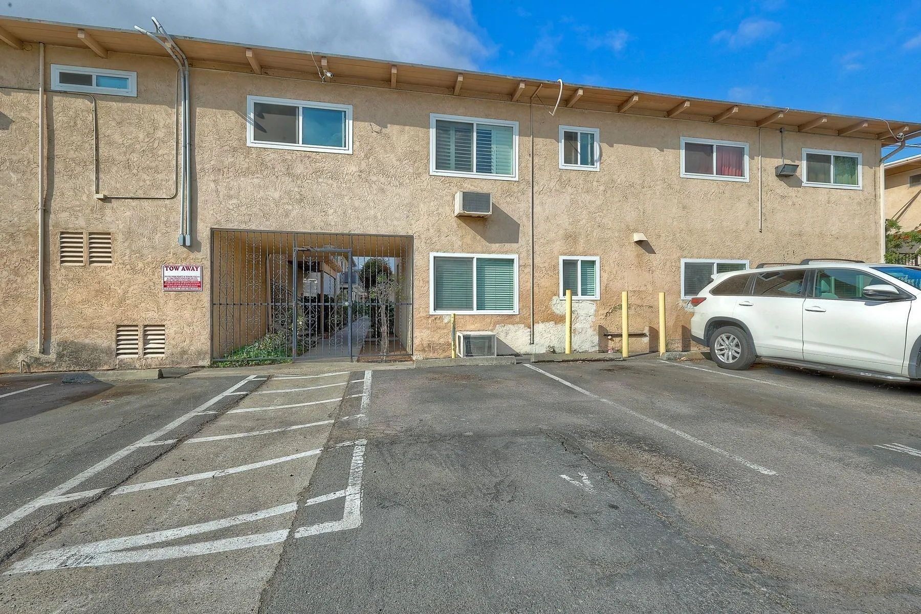 https://cdn.realtyfeed.com/cdn/127/250040120/e8e73235af727a06e1df3e81b902bfd5.webp