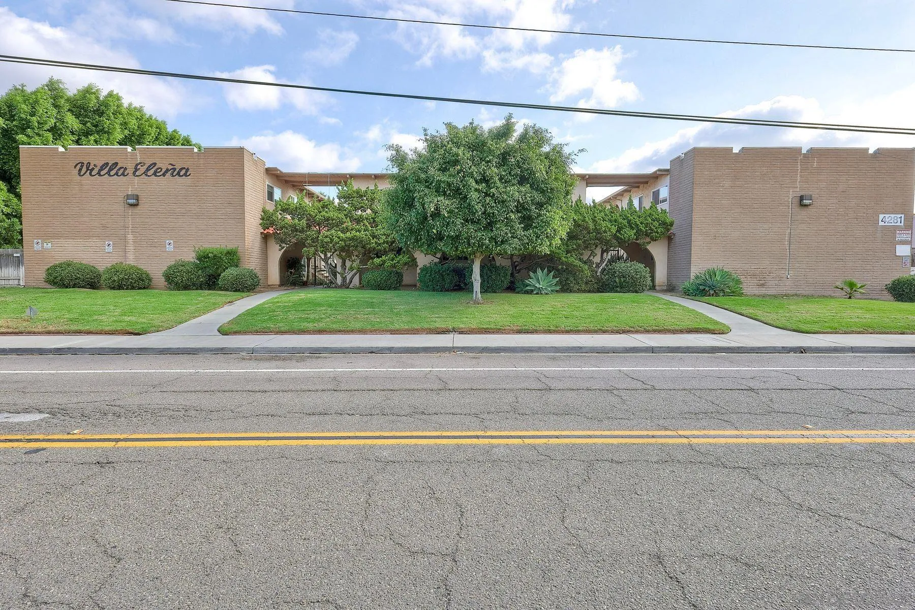 https://cdn.realtyfeed.com/cdn/127/250040120/ef556066ba1a7fcd7cf94e486c9013ae.webp