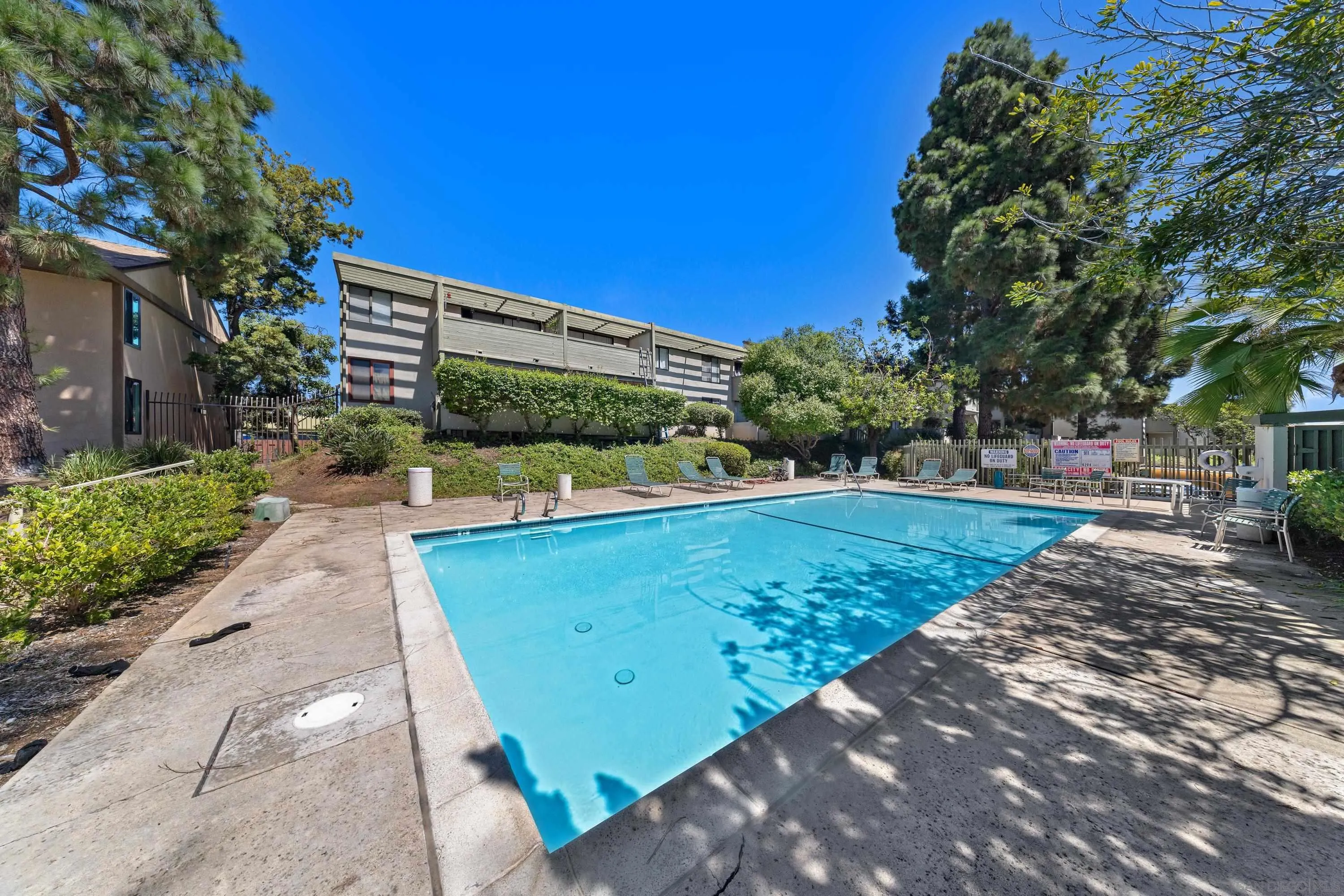 1121 Exposition, Los Angeles, CA, 90007