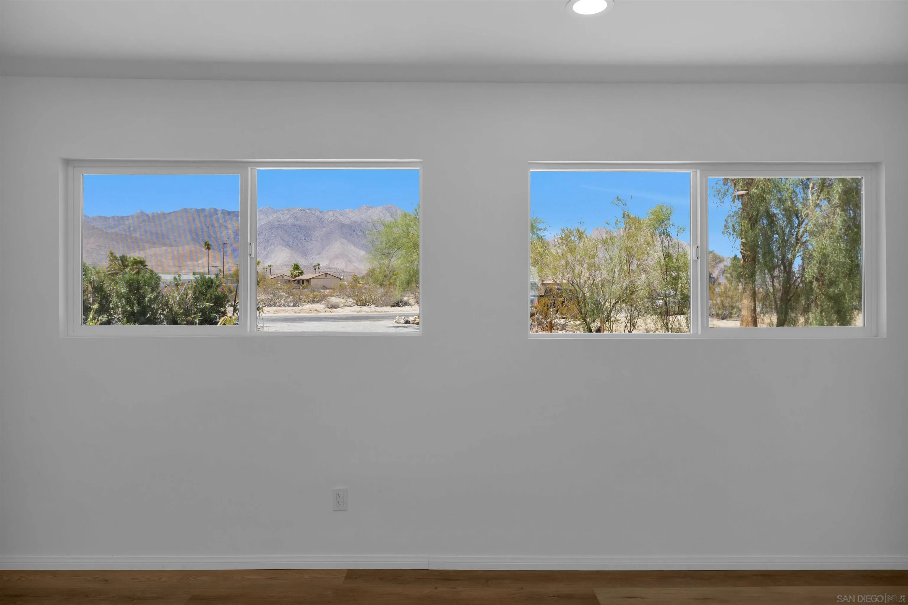 https://cdn.realtyfeed.com/cdn/127/250040123/7621bfe7d5d6889788d4fe73e429b68b.webp