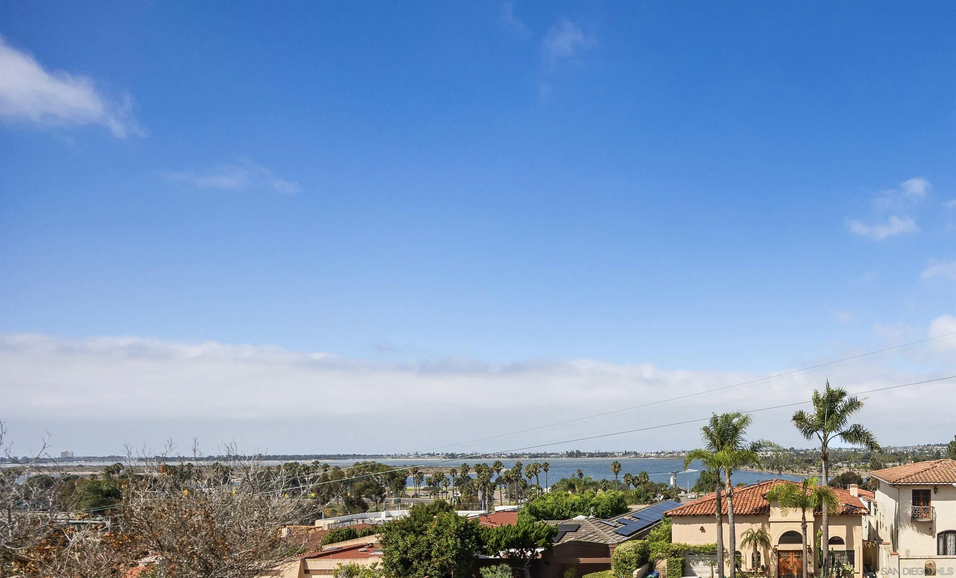 https://cdn.realtyfeed.com/cdn/127/250040140/99ad0a34b821375359fca335f73d71b0.webp
