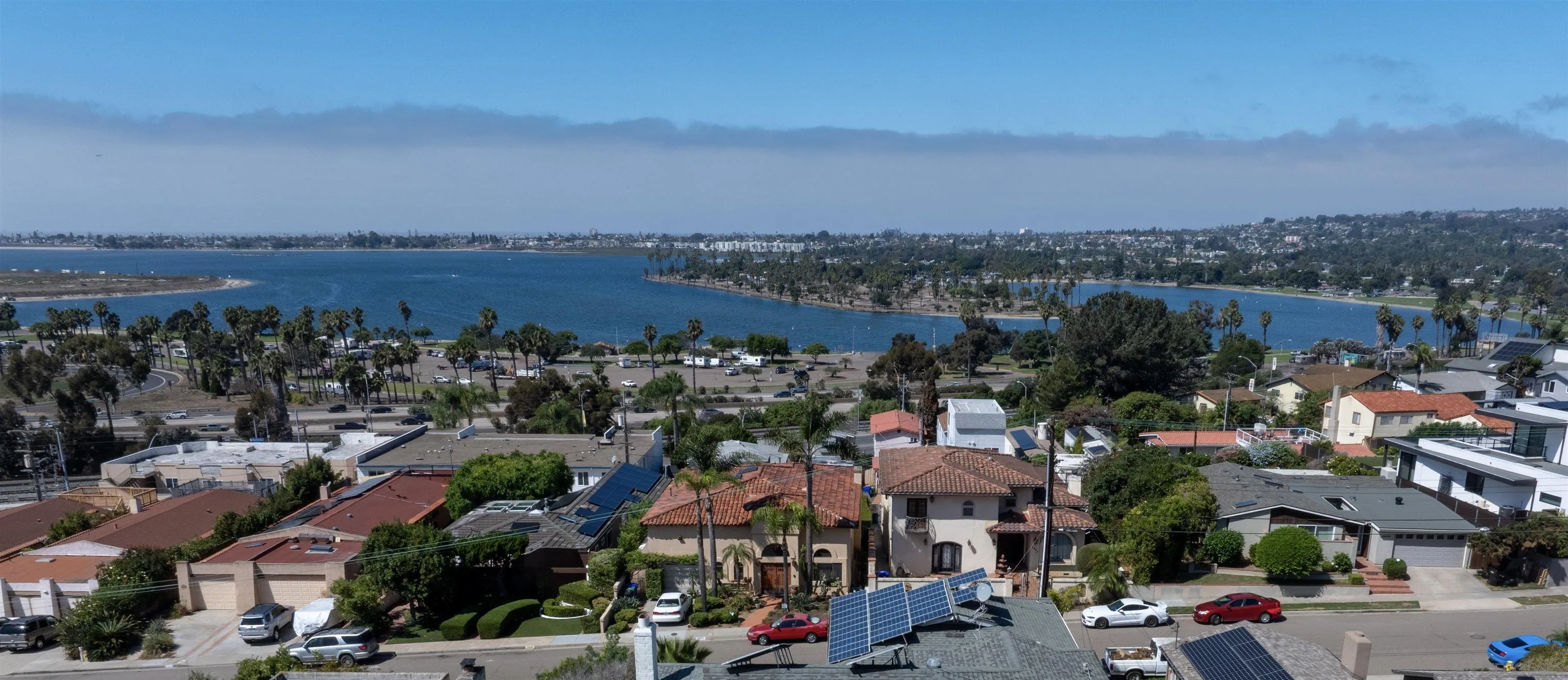 https://cdn.realtyfeed.com/cdn/127/250040140/9c300e5c8c7e9ee2359dbfdb2c219b64.webp