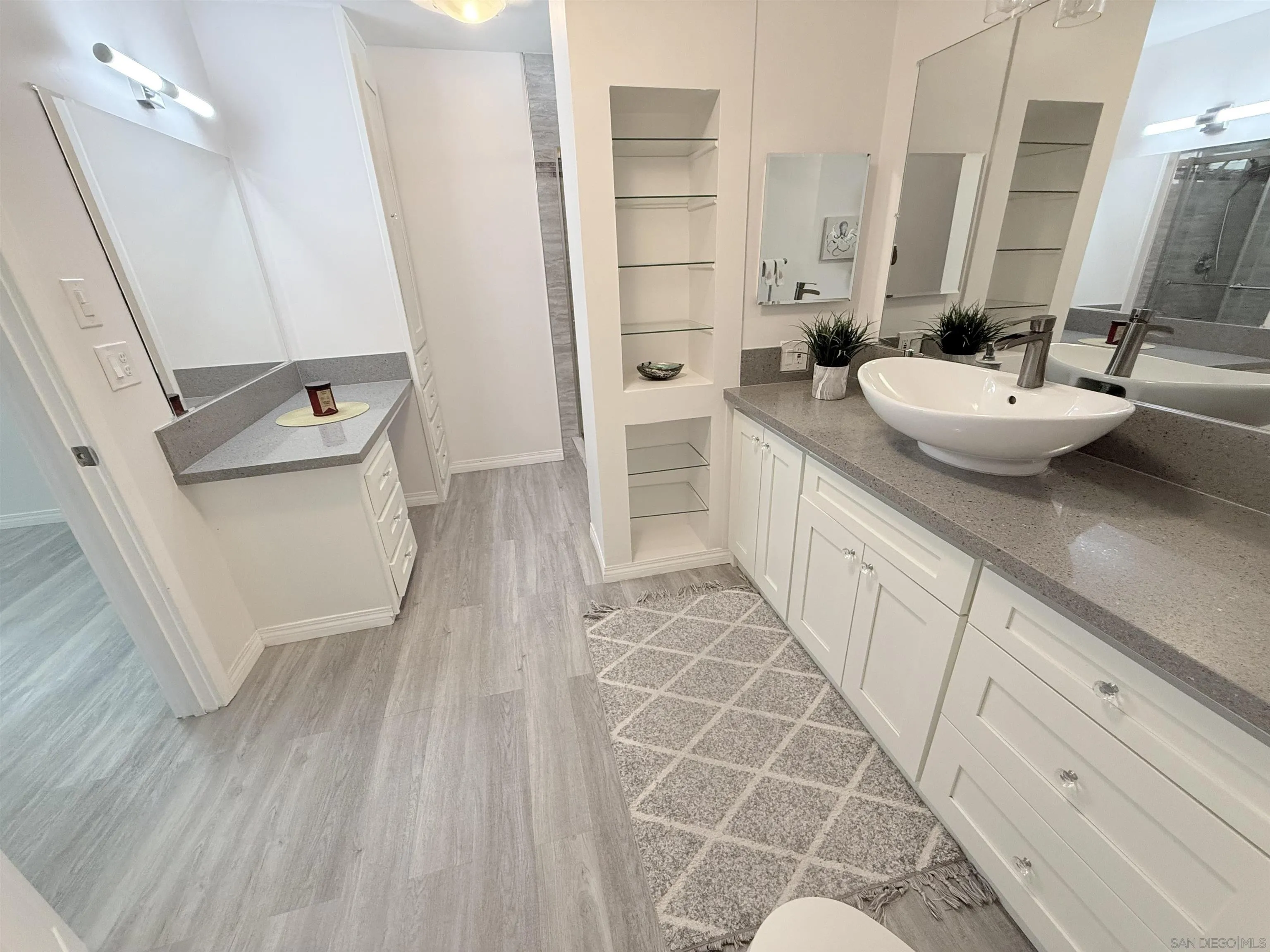 https://cdn.realtyfeed.com/cdn/127/250040141/5ff3bcb8055cb62a25293ab7efe15f5f.webp