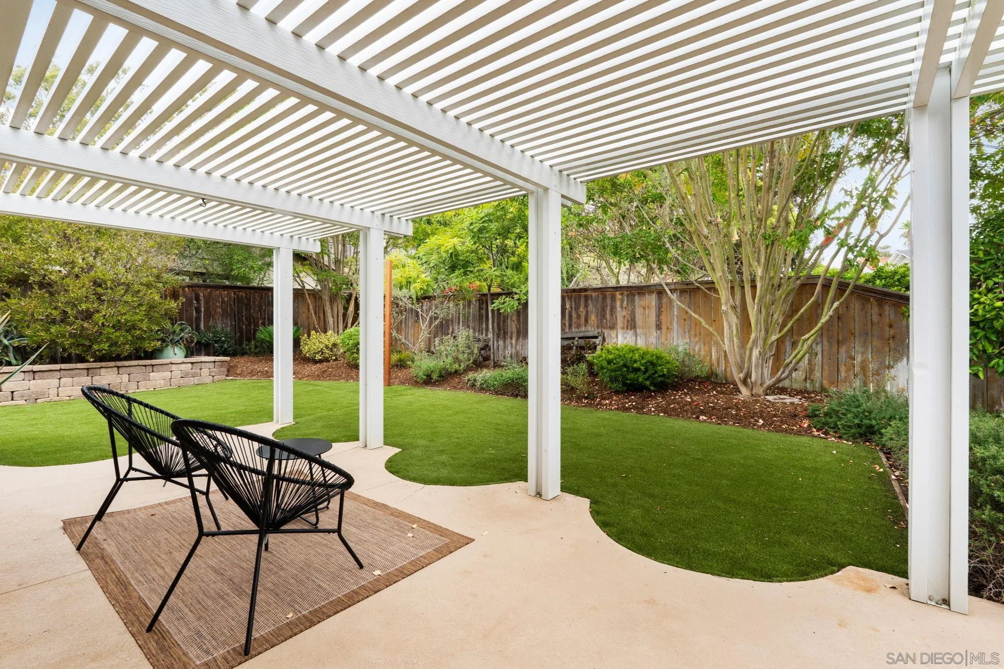 https://cdn.realtyfeed.com/cdn/127/250040153/4bd1ecaad3c8c95278143a4606f9645b.webp