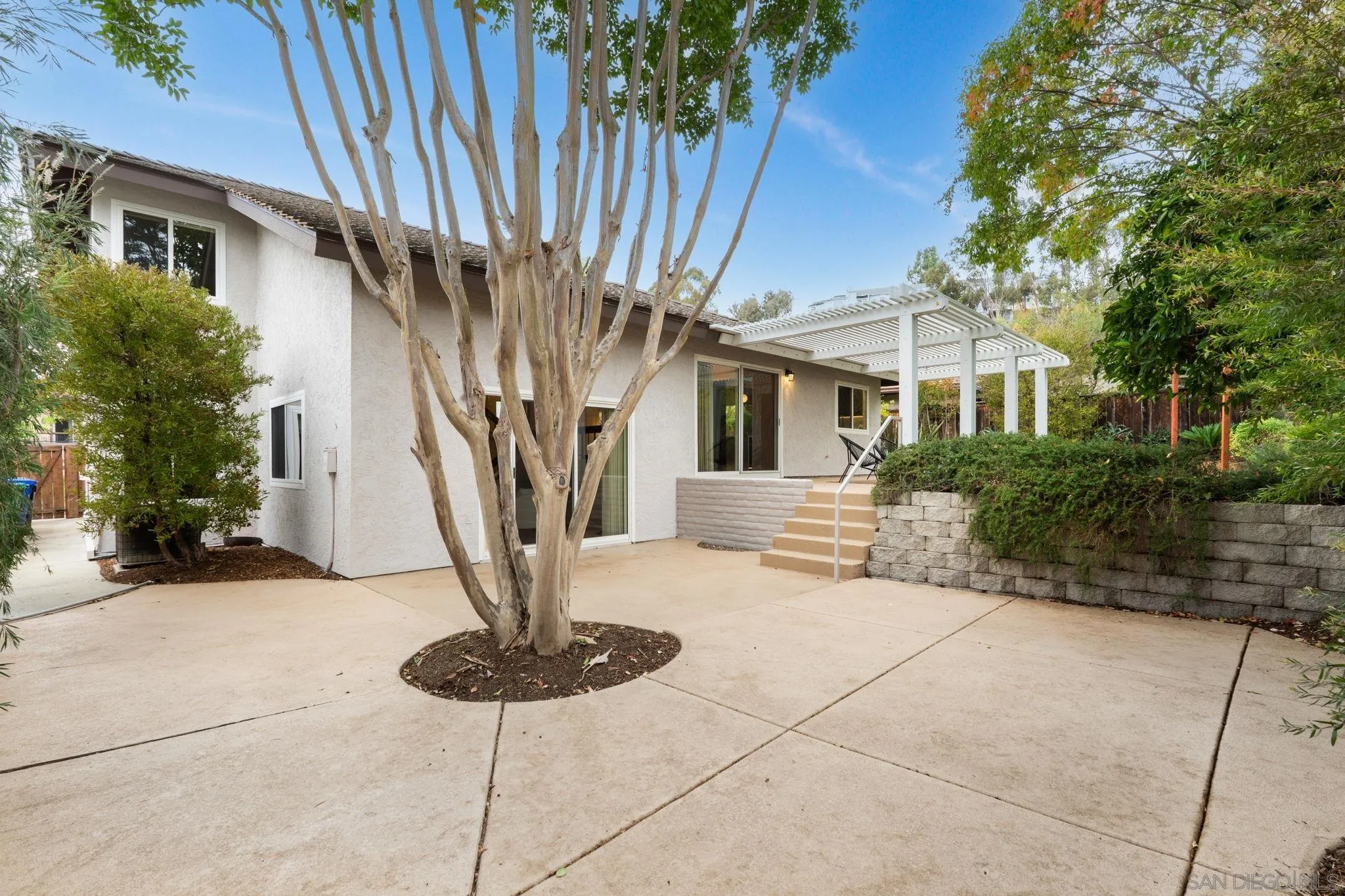 https://cdn.realtyfeed.com/cdn/127/250040153/c3275942084186e5f859e18628f363c4.webp
