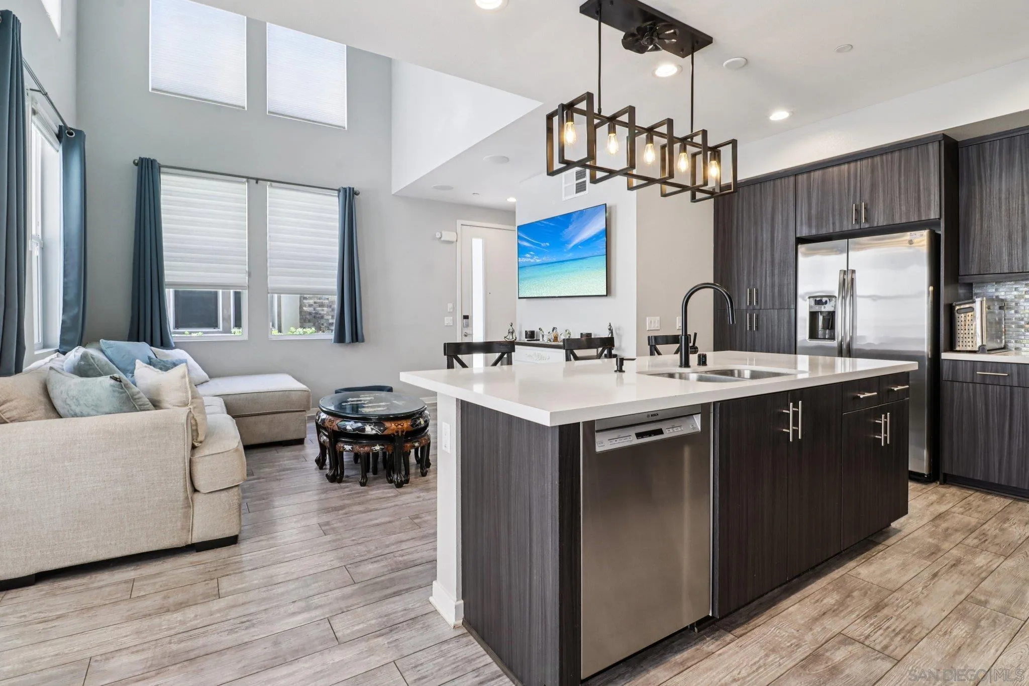 Photo #5: 250040161 Listing: Photo #5