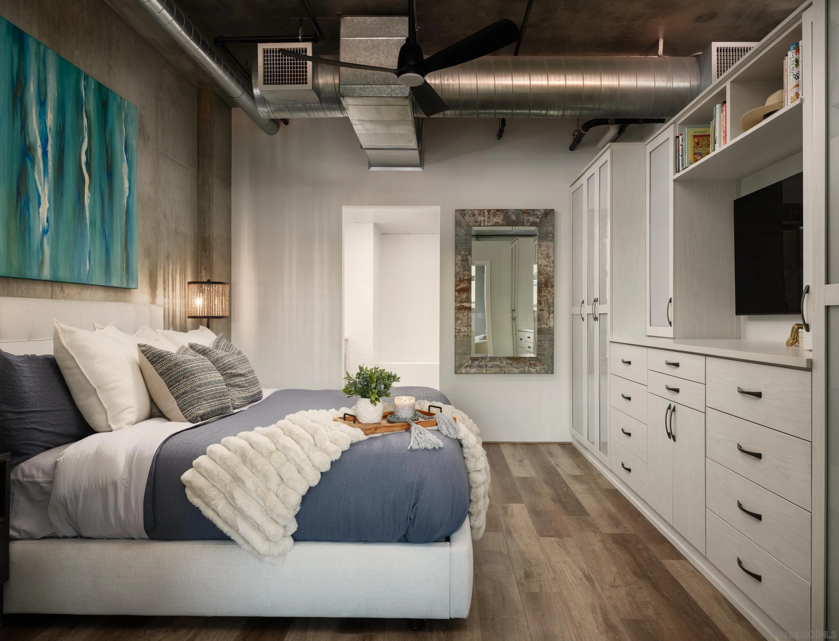 https://cdn.realtyfeed.com/cdn/127/250040164/393a9c08b73b5e76c5ad3f6e91120f62.webp