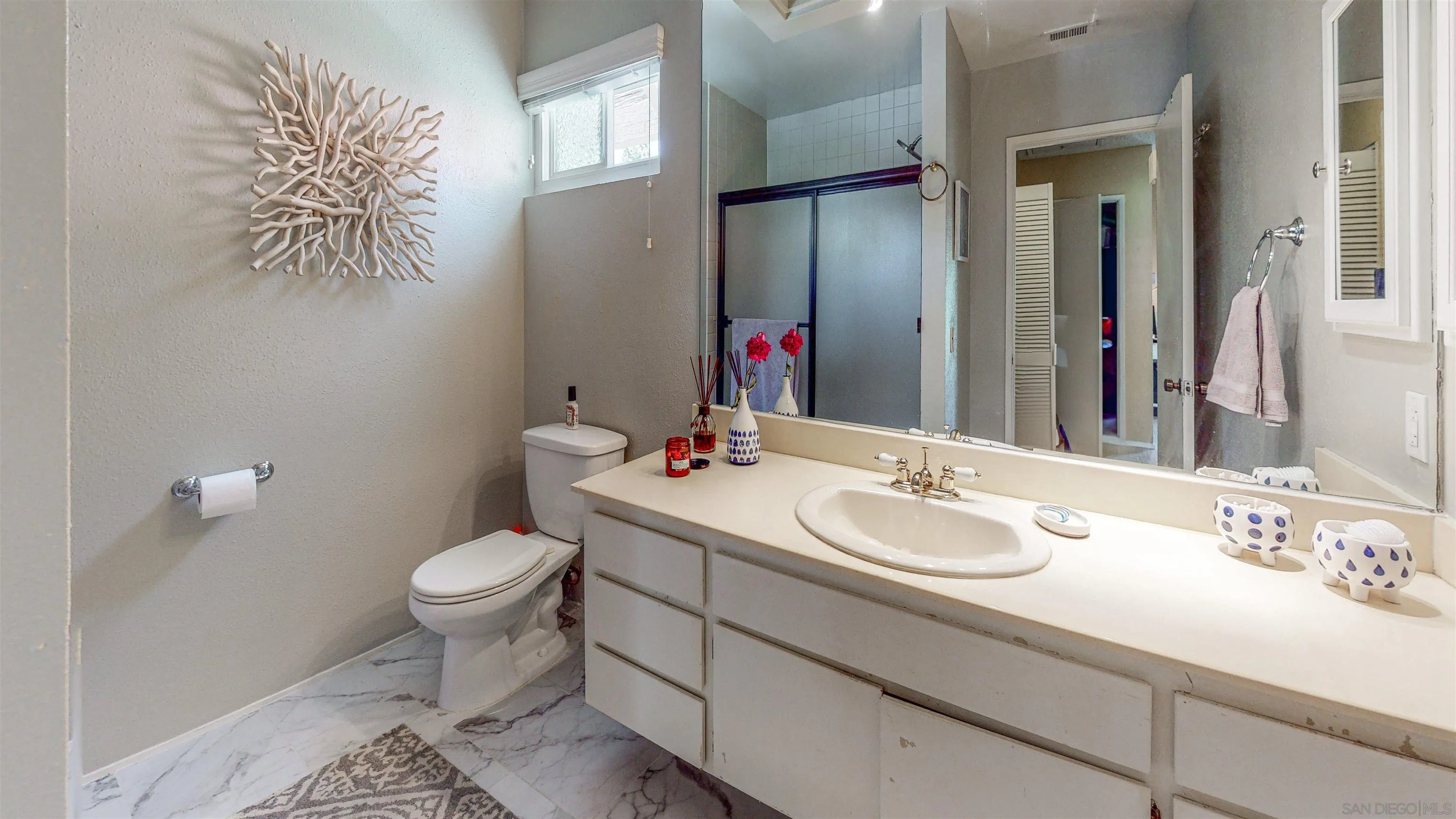 Photo #9: 250040165 Listing: Photo #9