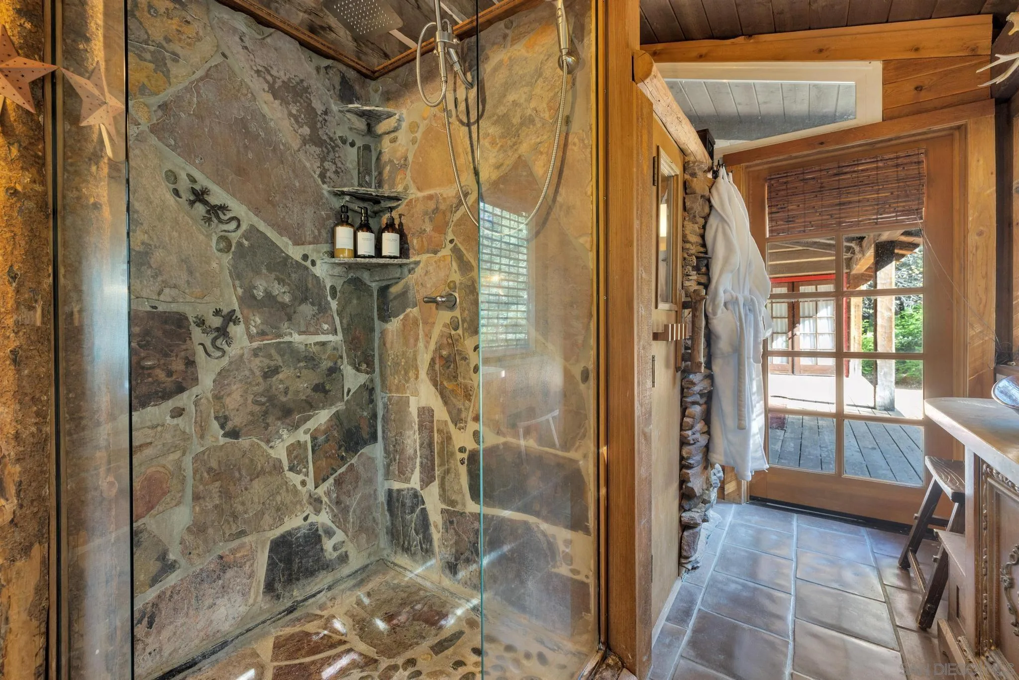 https://cdn.realtyfeed.com/cdn/127/250040167/1a7055109e0e524d2249314a6bd49854.webp