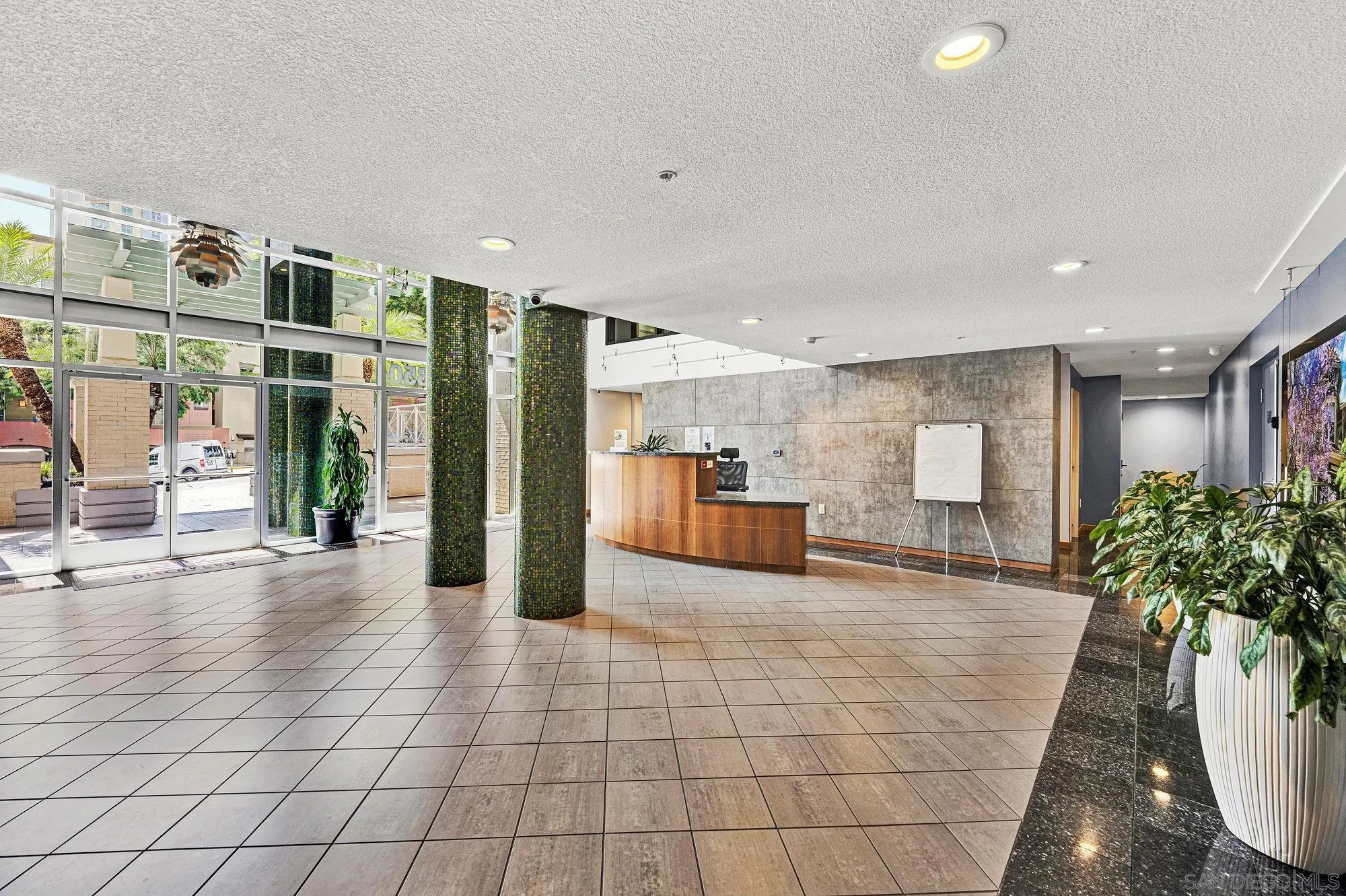 https://cdn.realtyfeed.com/cdn/127/250040169/482c95bf7816f1cd2ab28c5887d5d9b9.webp