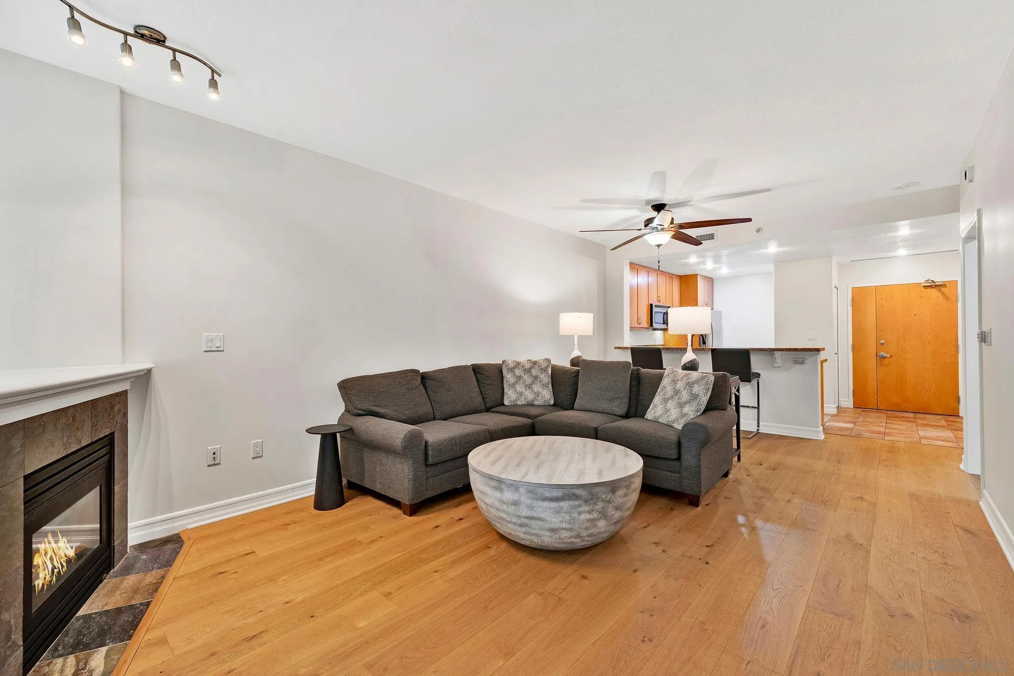 https://cdn.realtyfeed.com/cdn/127/250040169/6b523cb2d58c6330226f26b9019de93c.webp