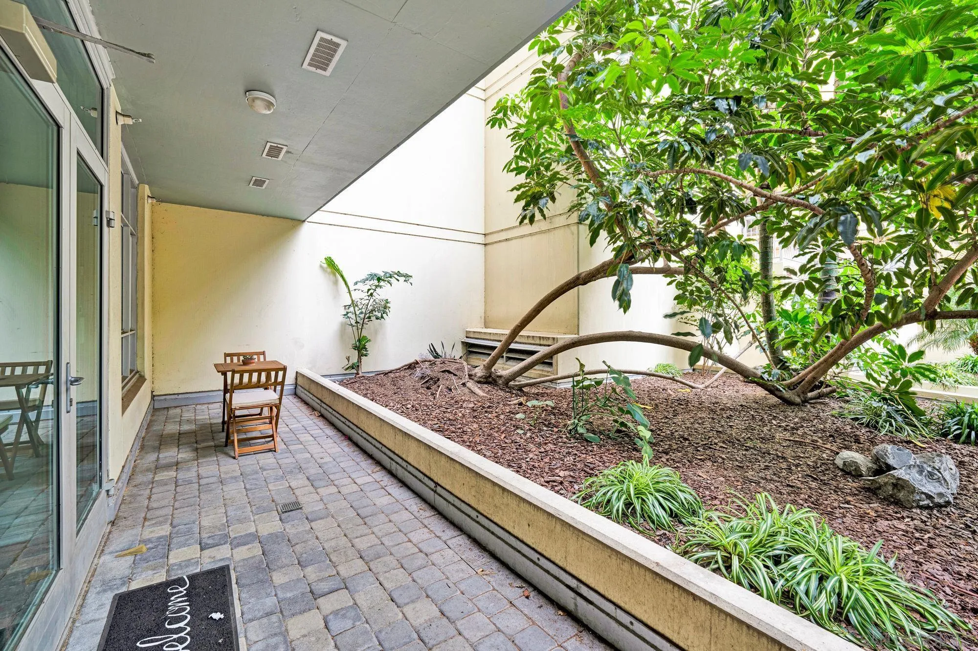 https://cdn.realtyfeed.com/cdn/127/250040169/8aecff9bae9a3bde02a0e0f9e0ae93be.webp