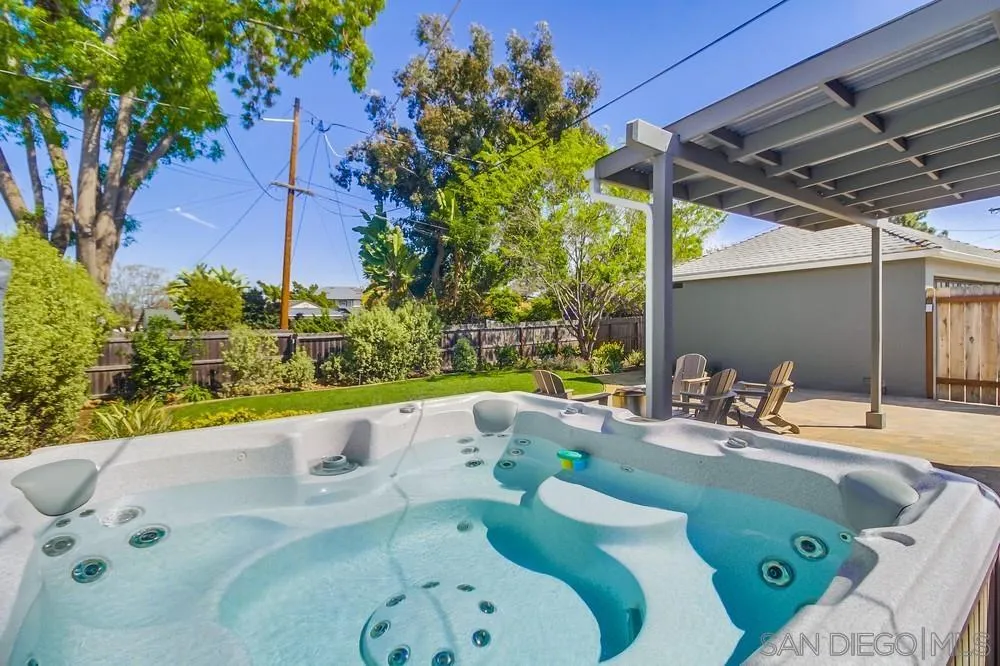 https://cdn.realtyfeed.com/cdn/127/250040177/edc6a29328ab7092549c3e03f7d6b37b.webp