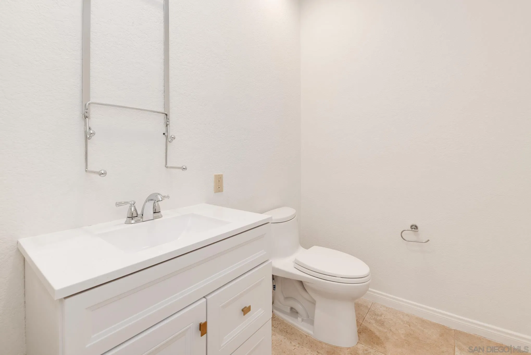 https://cdn.realtyfeed.com/cdn/127/250040179/0a15c989e7e245d00d00adad228f5285.webp