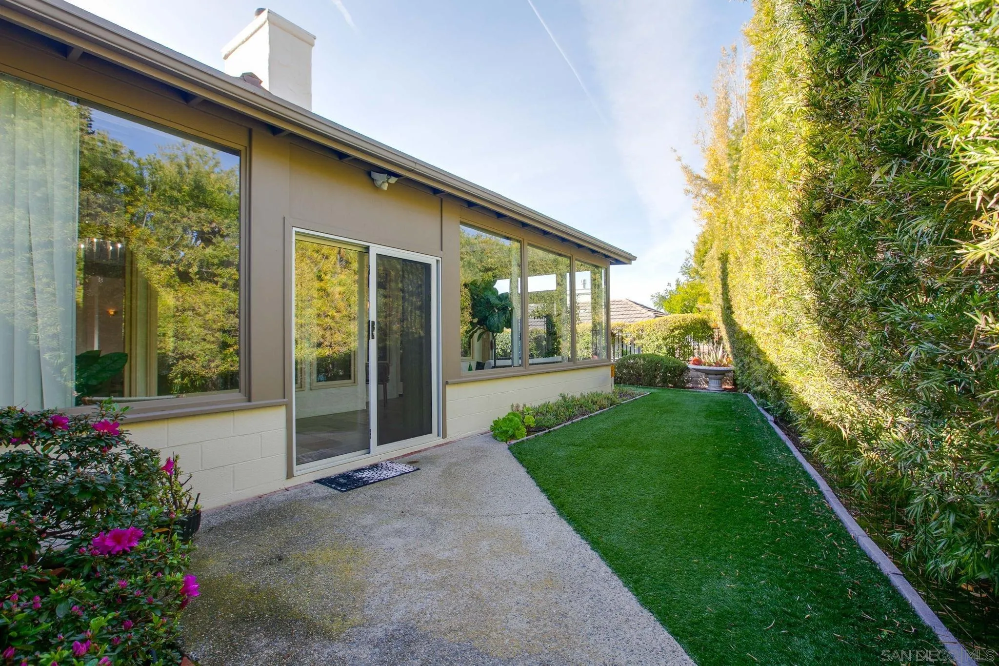 https://cdn.realtyfeed.com/cdn/127/250040179/9c7fa90962cc816c72d17c12b85b2f35.webp