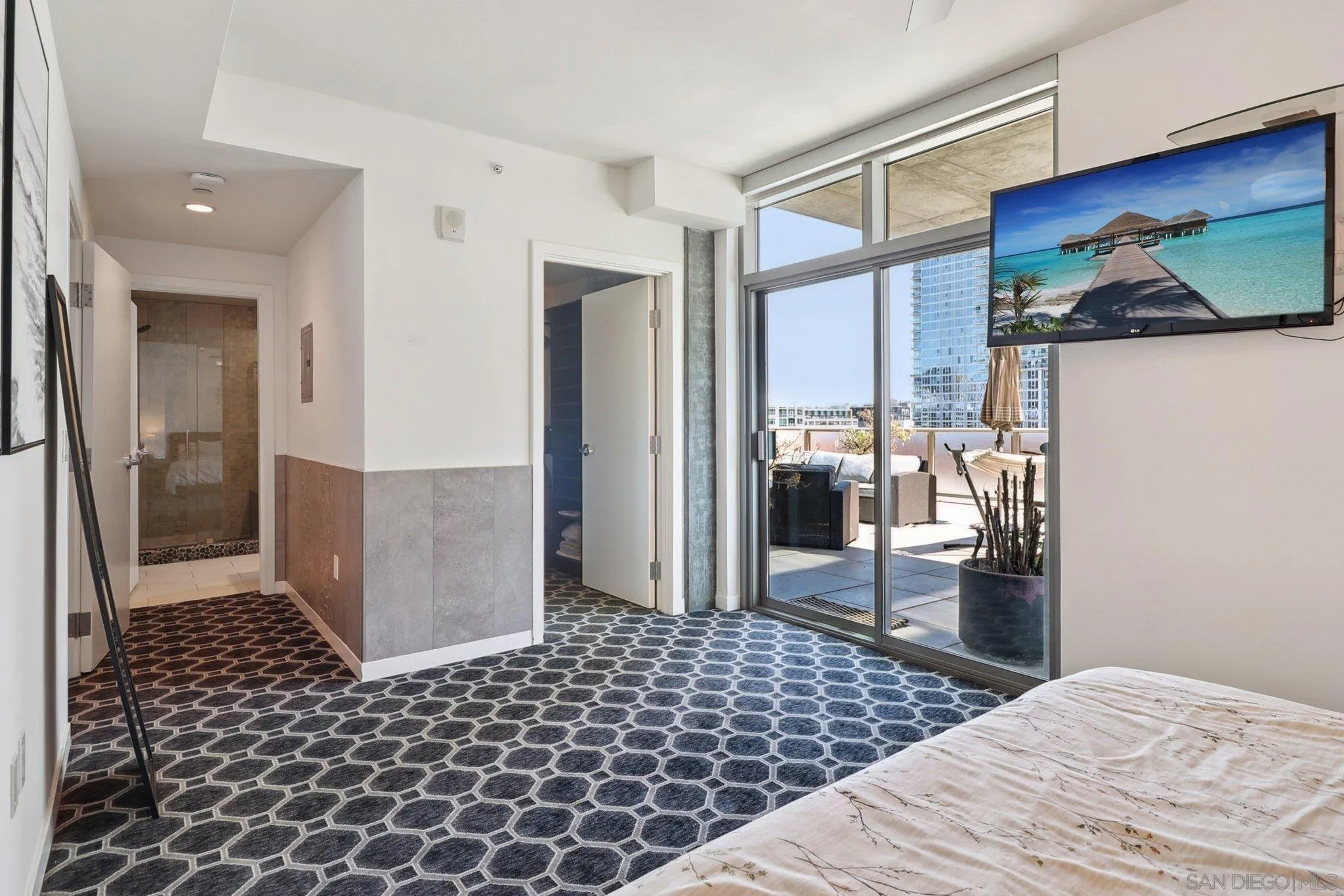 https://cdn.realtyfeed.com/cdn/127/250040185/a8539feaeb52f1032dbedd4c515110e0.webp