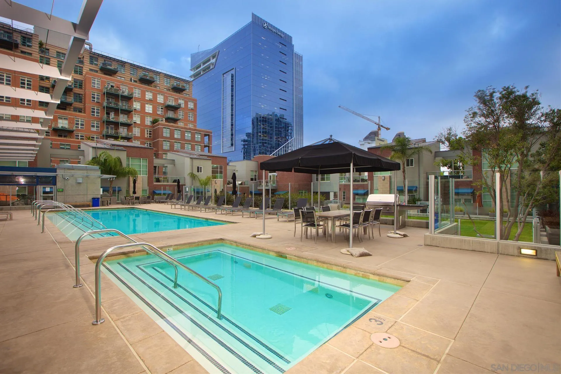 https://cdn.realtyfeed.com/cdn/127/250040185/d82616375f67d4bc74cf4d806c83c6d3.webp