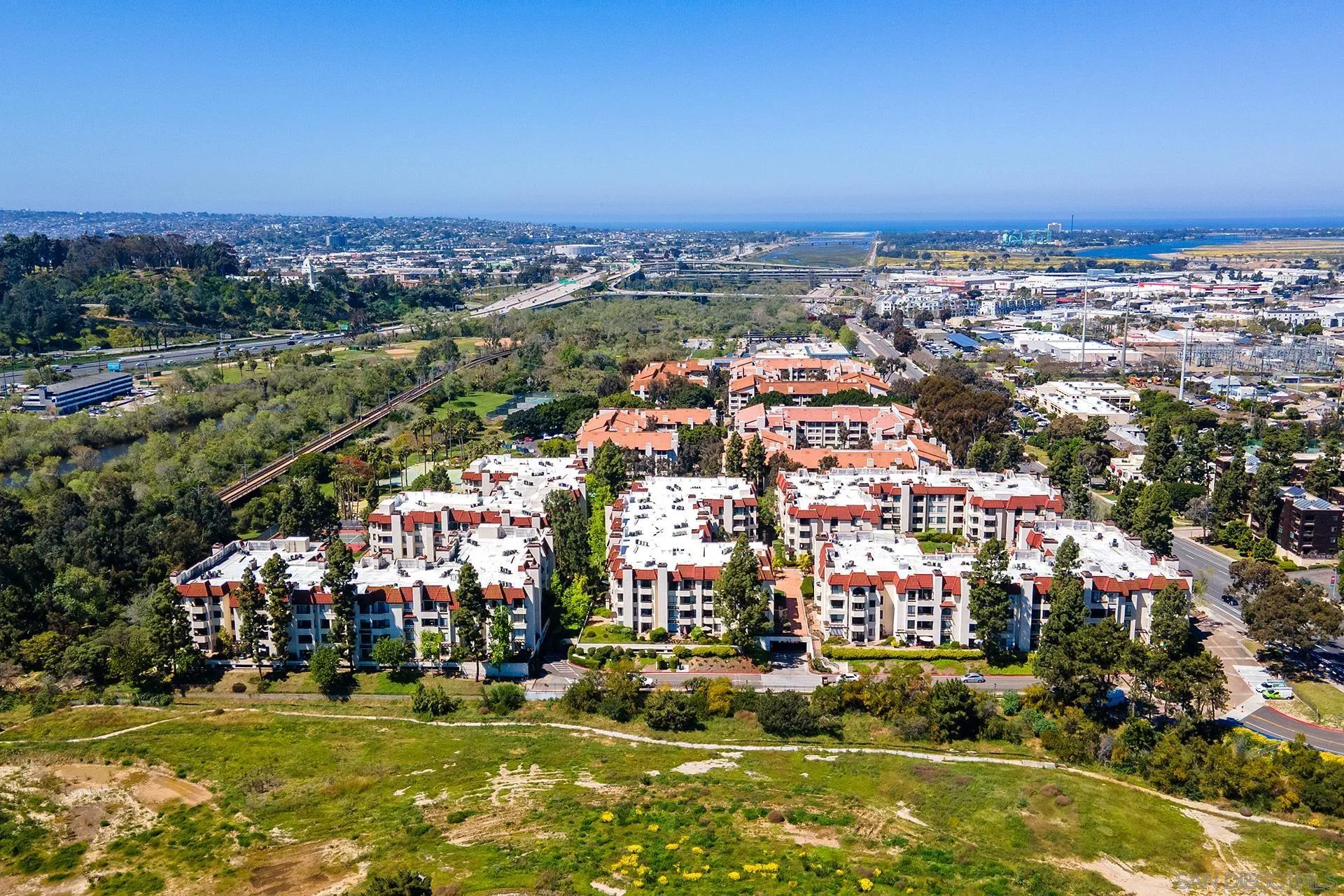 https://cdn.realtyfeed.com/cdn/127/250040195/83611ab38f6bdffbfd3d73eddca03e47.webp