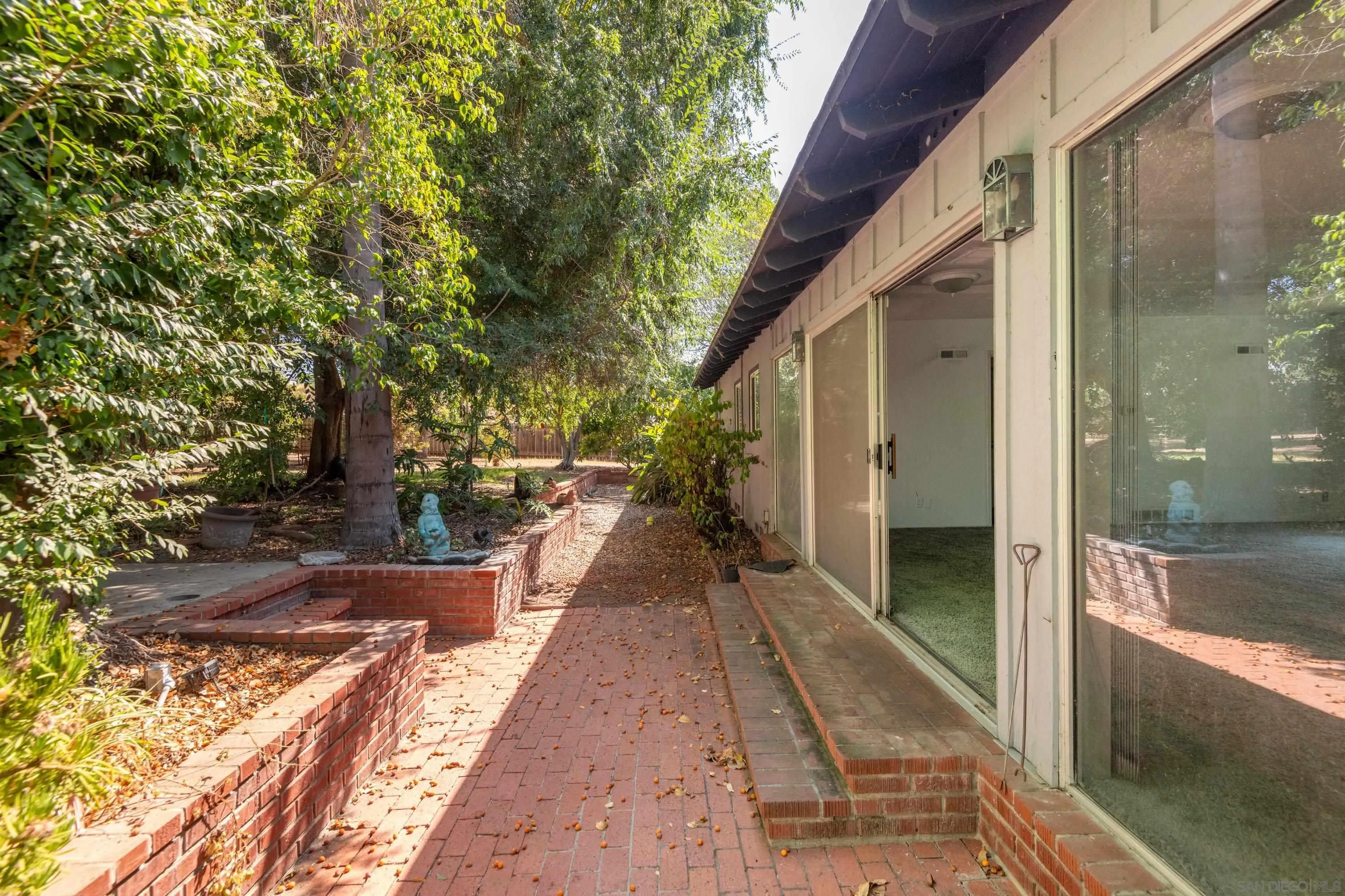 https://cdn.realtyfeed.com/cdn/127/250040198/2b5692578261c93cec3615a7de51ca7b.webp