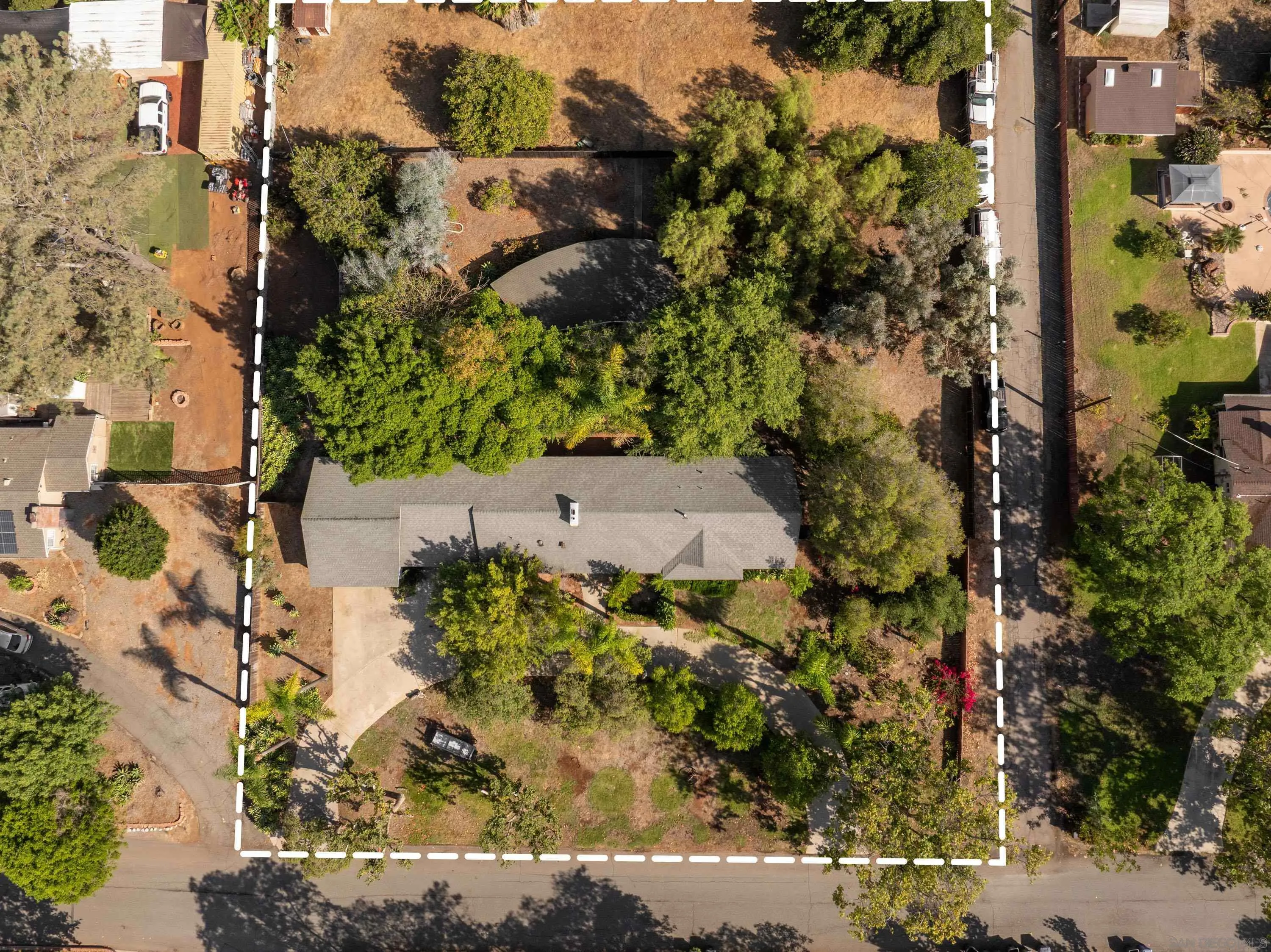 https://cdn.realtyfeed.com/cdn/127/250040198/3225f35ce1283589402c6d77d311e45a.webp