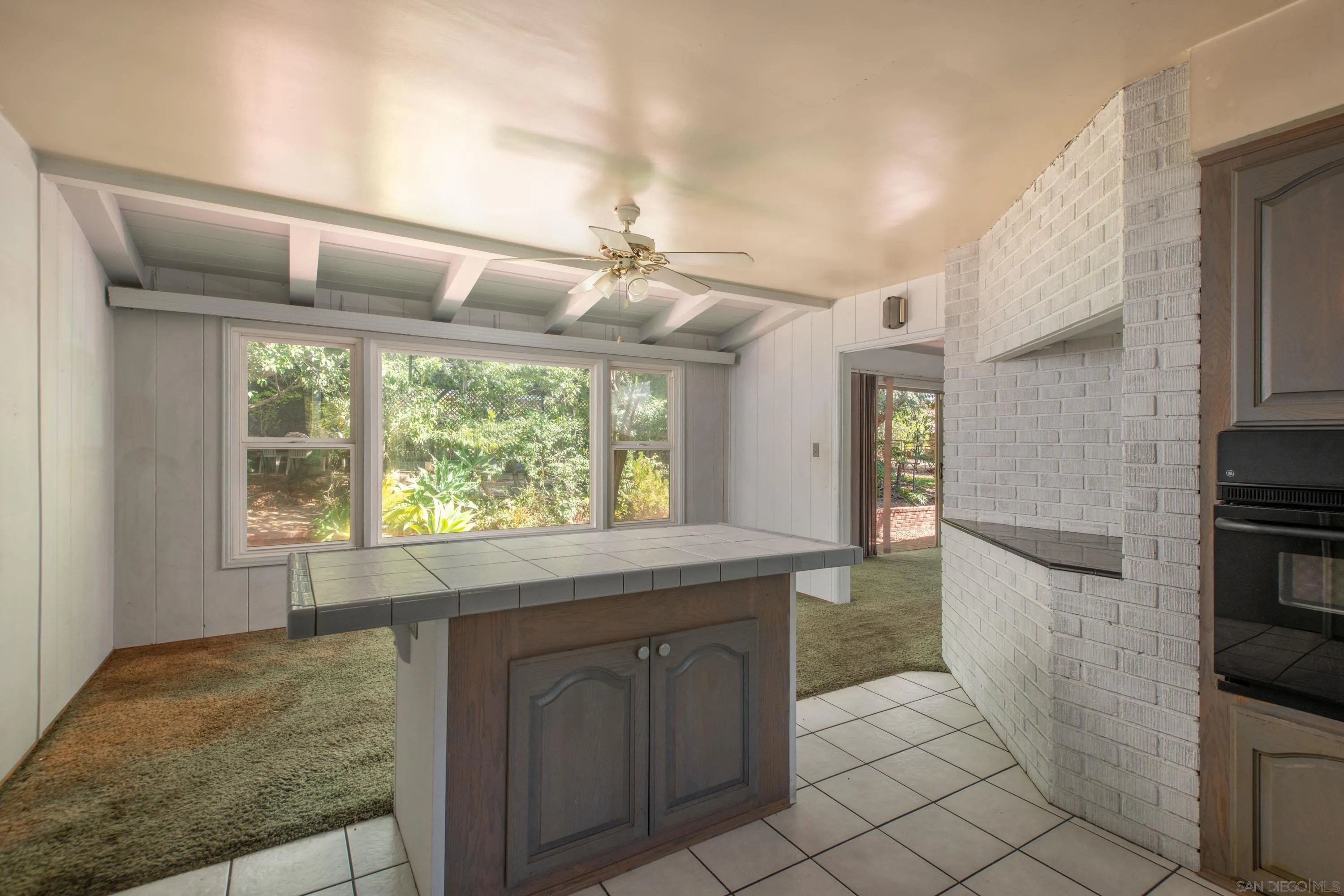 https://cdn.realtyfeed.com/cdn/127/250040198/3323c3e05f89d3fdb220715e1610ed0e.webp