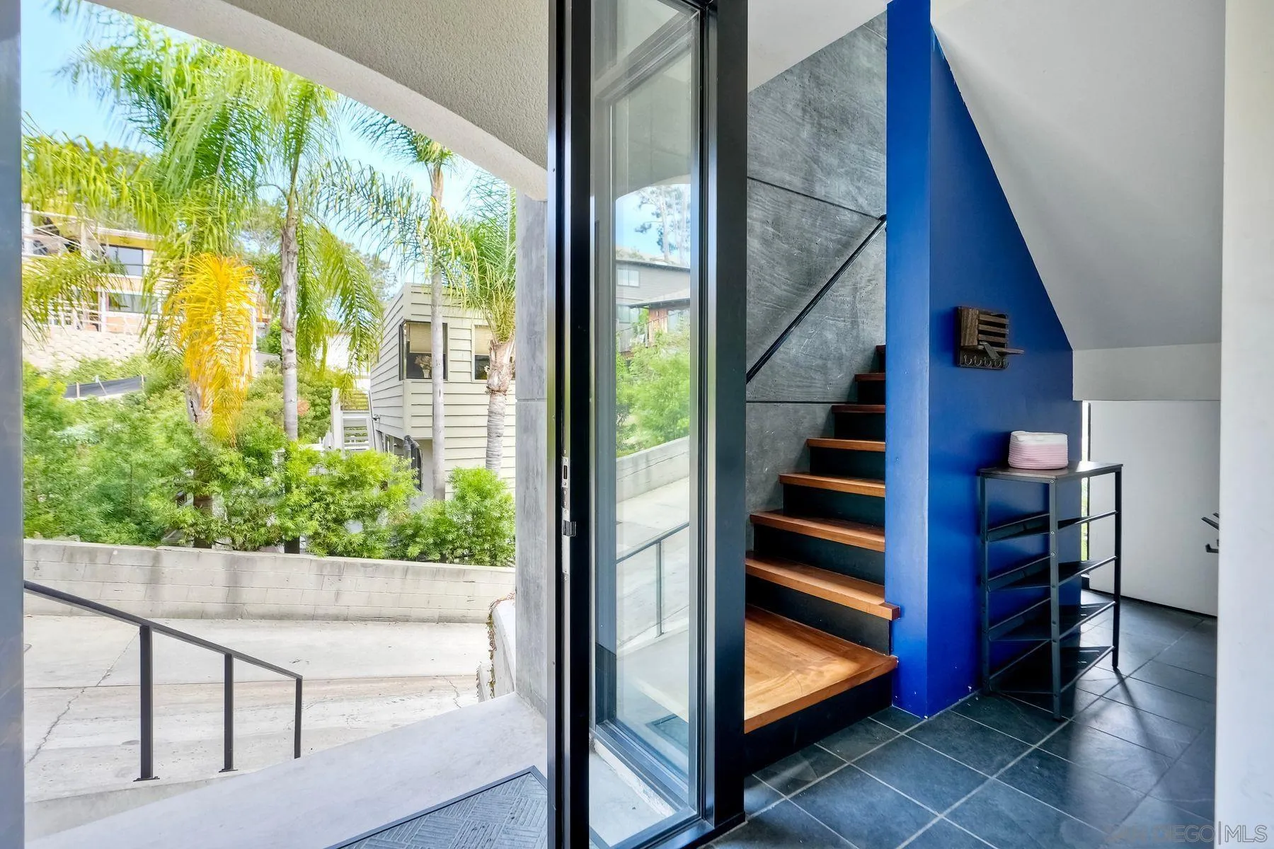 https://cdn.realtyfeed.com/cdn/127/250040200/60690061a20be350eaa0a56b06ea8ac6.webp