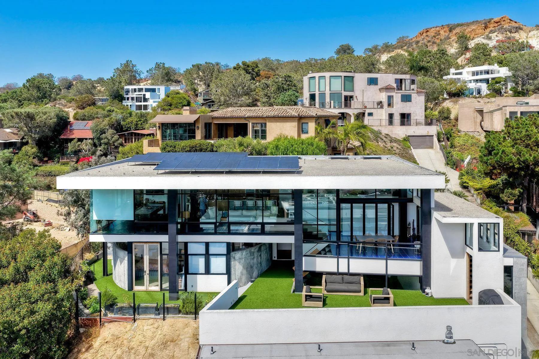 https://cdn.realtyfeed.com/cdn/127/250040200/90a5d05649594e57ab21c06c5ed6e5ea.webp
