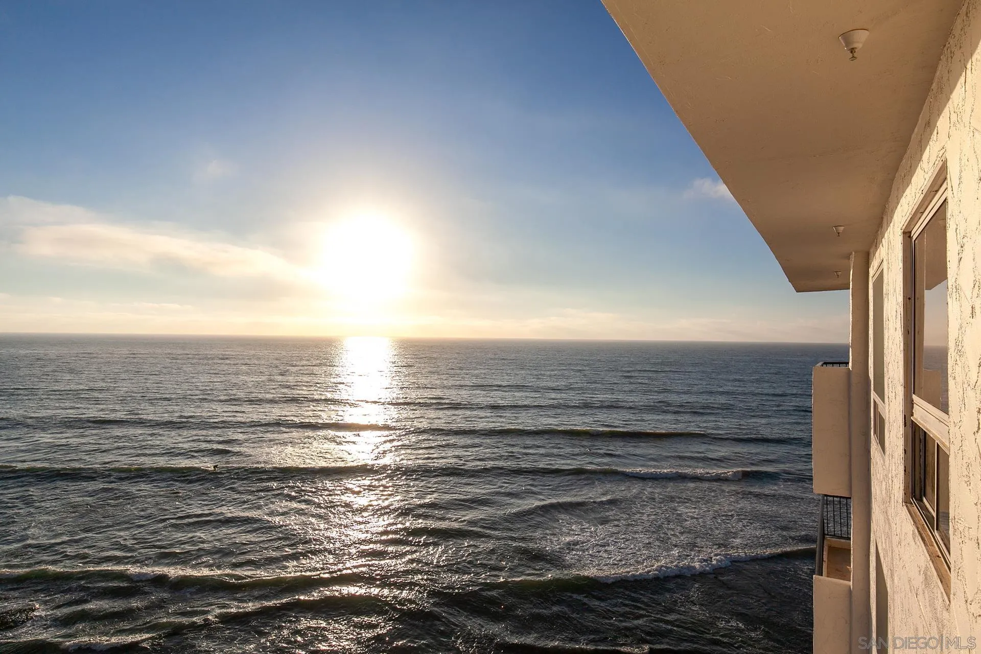 https://cdn.realtyfeed.com/cdn/127/250040201/180d58b4d1e76b8af7000555c5d47b89.webp