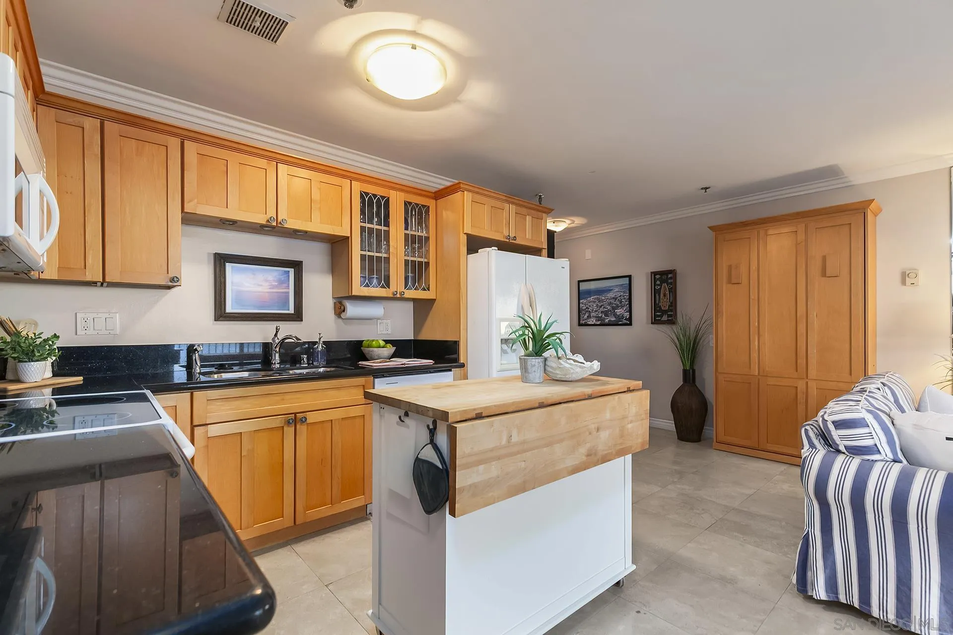 https://cdn.realtyfeed.com/cdn/127/250040201/6be275a8ba6e8ab6a9361193b3c43bcc.webp