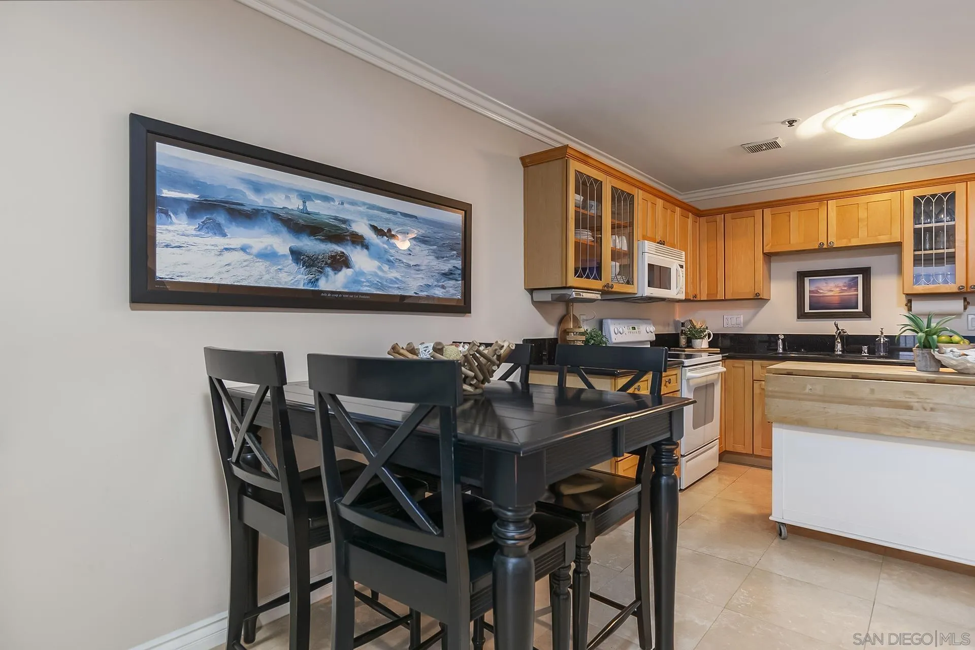 https://cdn.realtyfeed.com/cdn/127/250040201/c7a29301ff74042651c11a33a82974b6.webp
