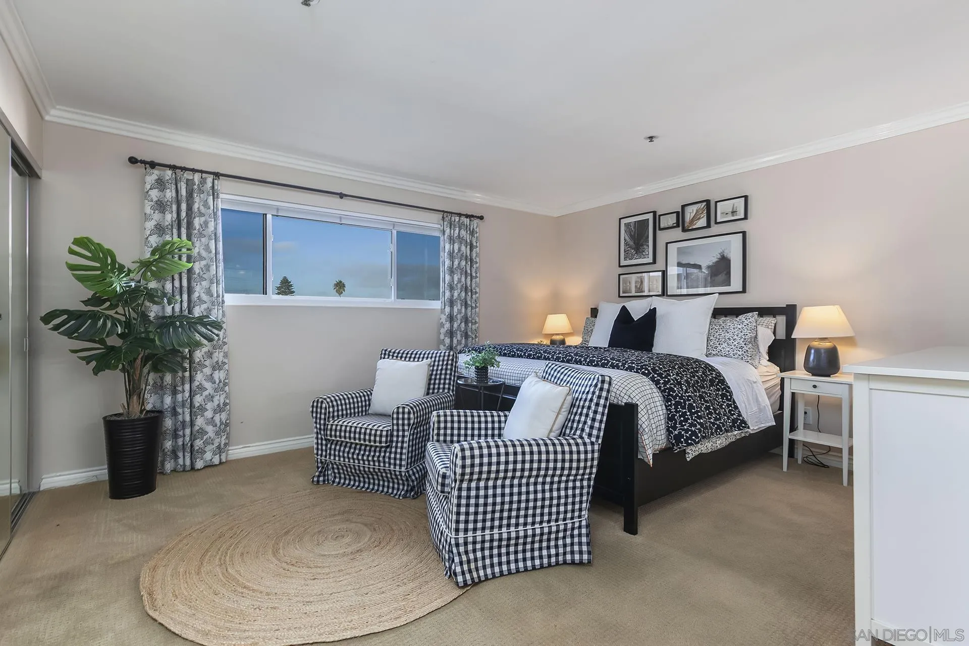 https://cdn.realtyfeed.com/cdn/127/250040201/cbdb7c1c12aa2e1fa92df3551c27310c.webp