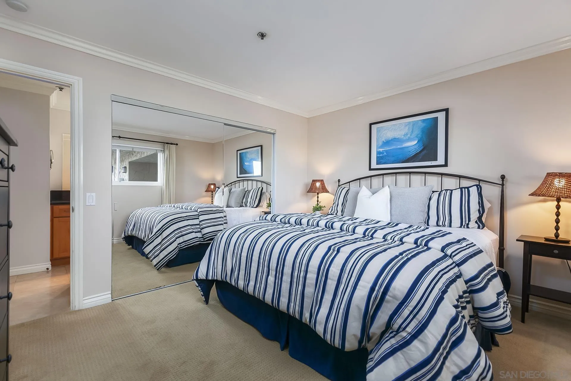 https://cdn.realtyfeed.com/cdn/127/250040201/f12a9ff0d5a4a737b73796b906c18cb9.webp