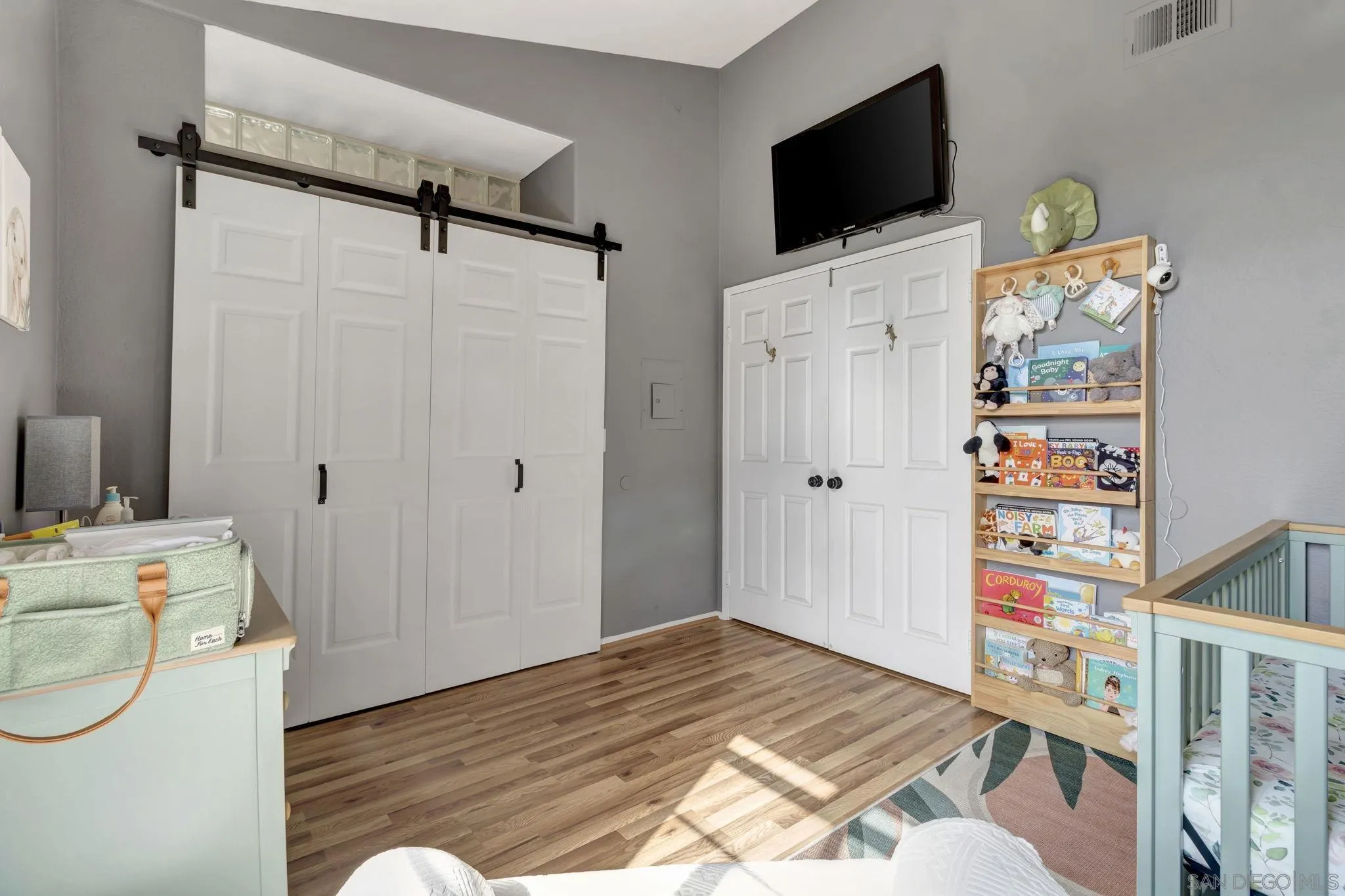 https://cdn.realtyfeed.com/cdn/127/250040207/a58f099f4d5b5ec41e91889c87f6925e.webp