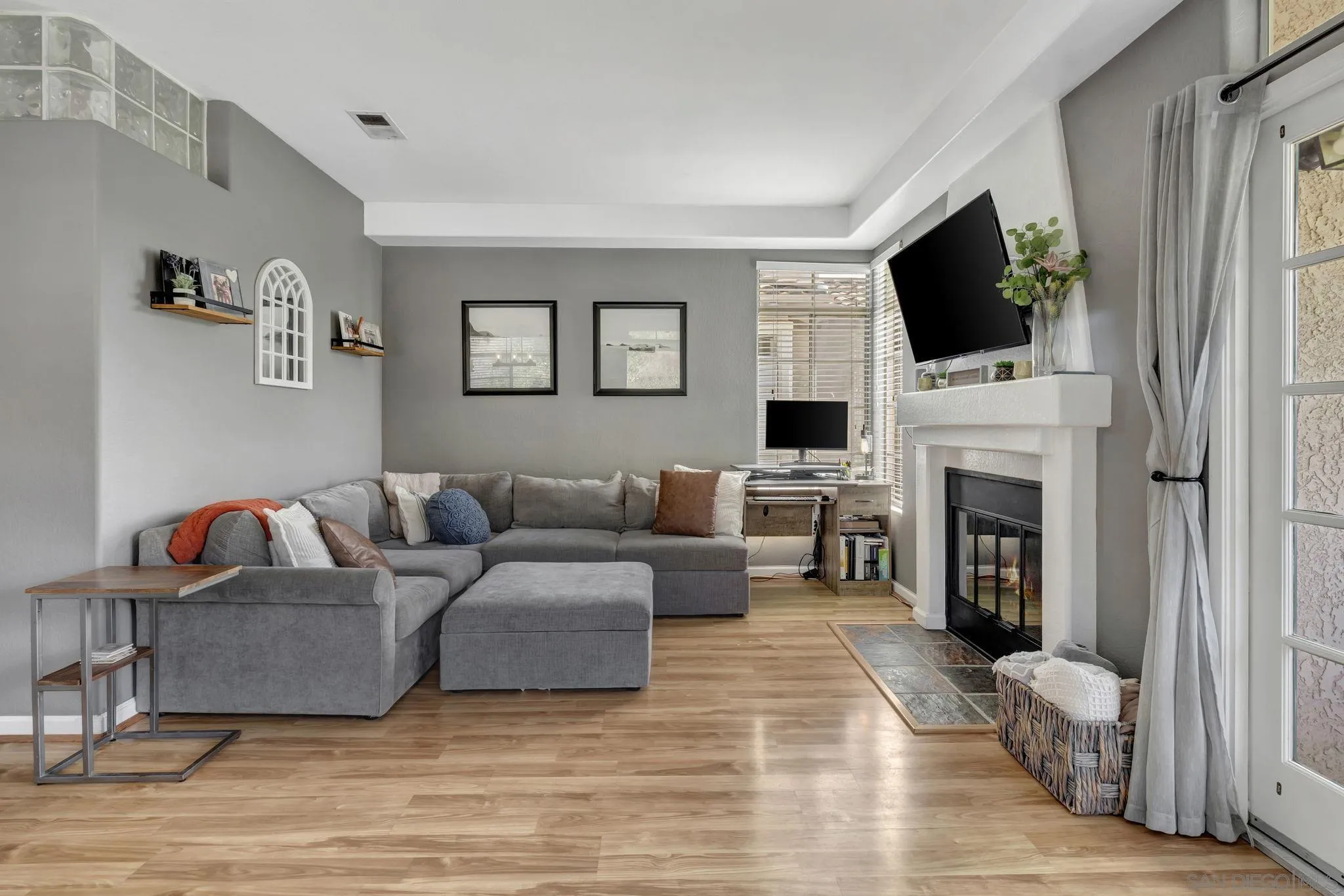 https://cdn.realtyfeed.com/cdn/127/250040207/bb8dea5e93b1355b19bae557d5630a83.webp