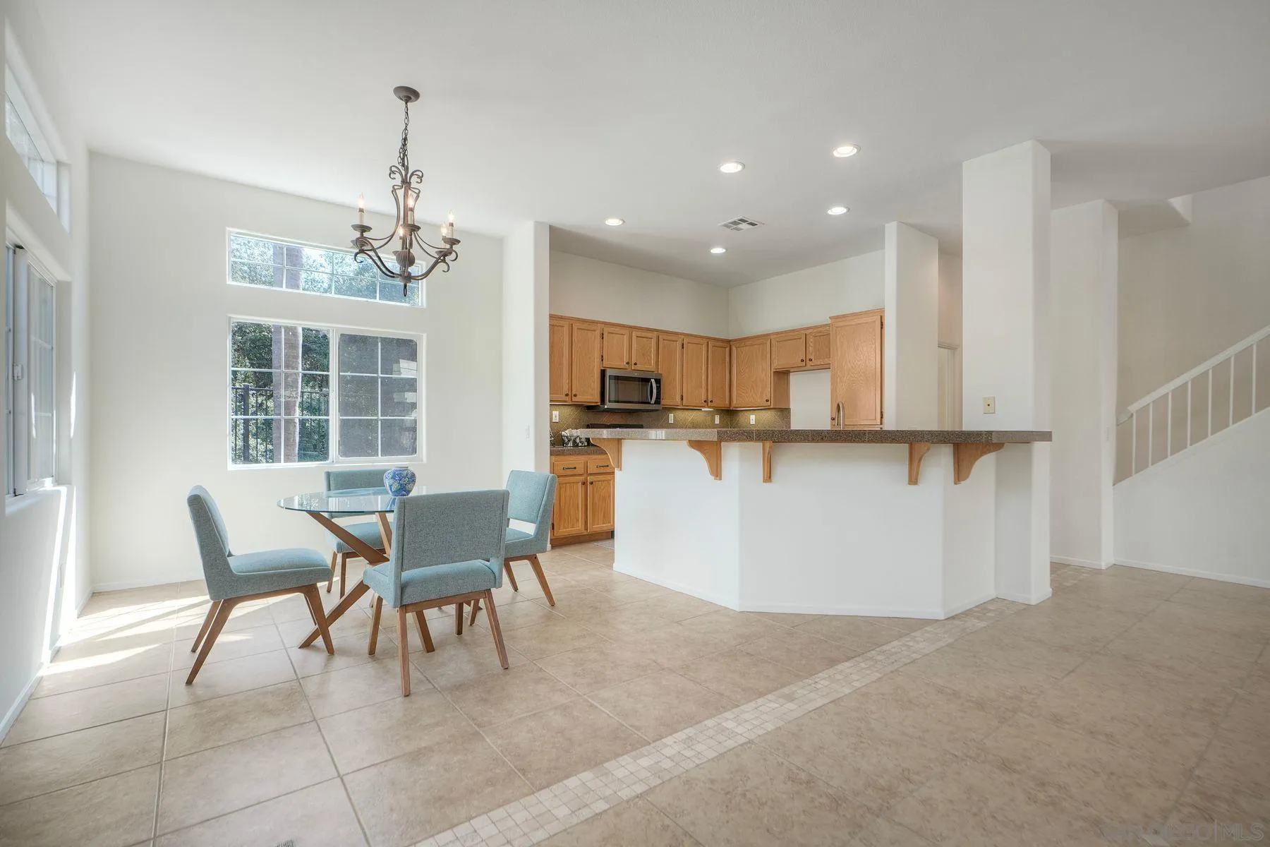 https://cdn.realtyfeed.com/cdn/127/250040208/04dc34f29b4b820c0e3a13c1fb9c2353.webp
