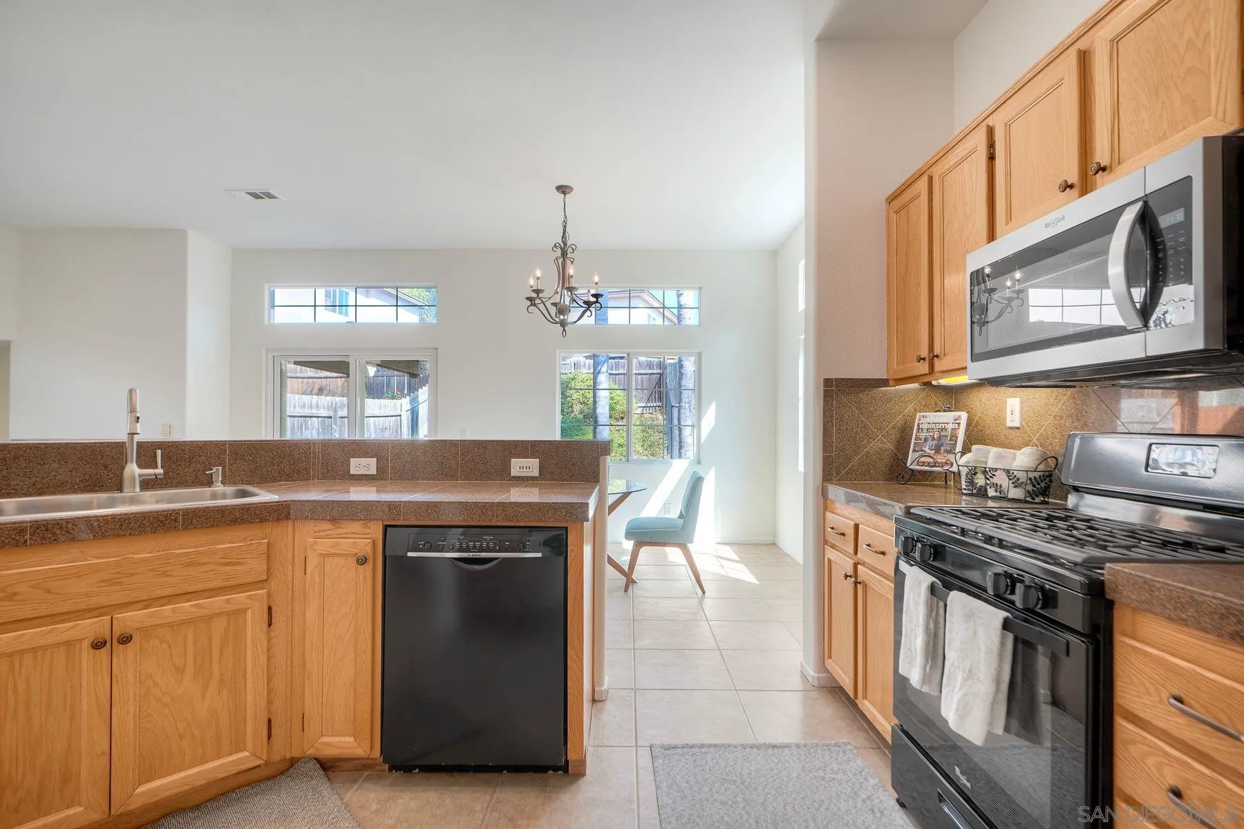 https://cdn.realtyfeed.com/cdn/127/250040208/4980ff013722e38e7f5810869d0d7a05.webp