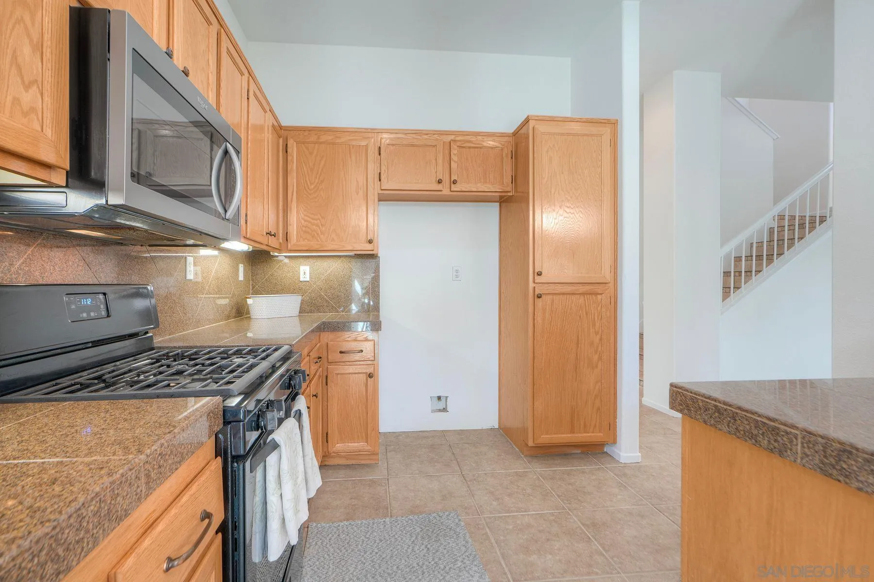 https://cdn.realtyfeed.com/cdn/127/250040208/bd3a34f424077c8d42096634c74112f6.webp