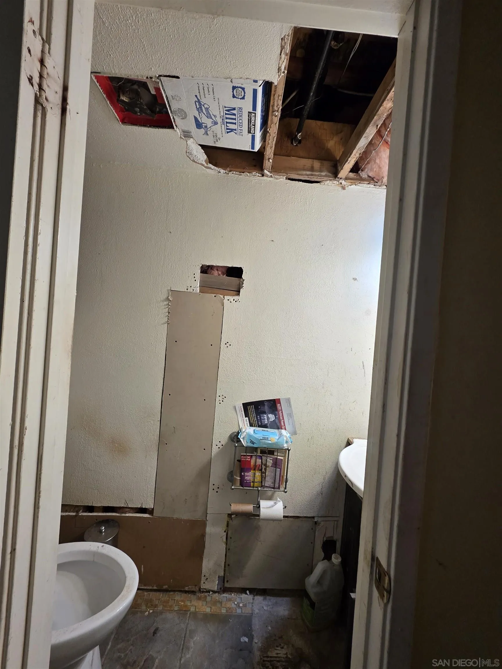 https://cdn.realtyfeed.com/cdn/127/250040211/451e2142e5b041e57f2b0a4fd6cf6b2b.webp