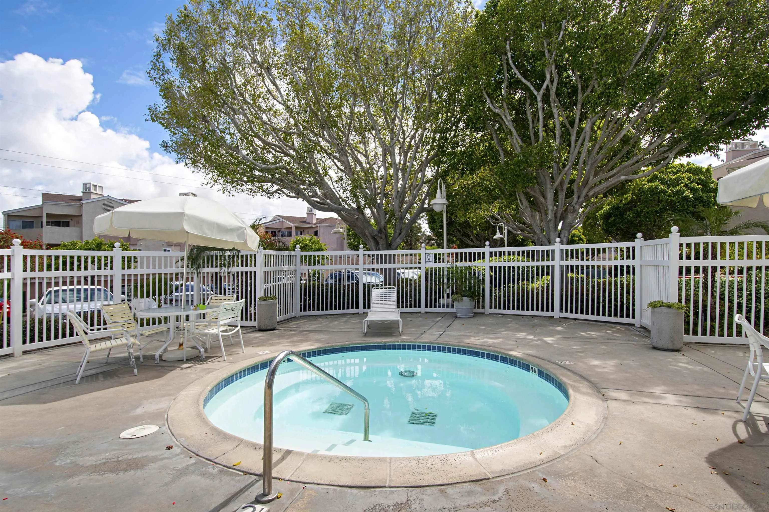 Photo #17: 250040217 Listing: Photo #17