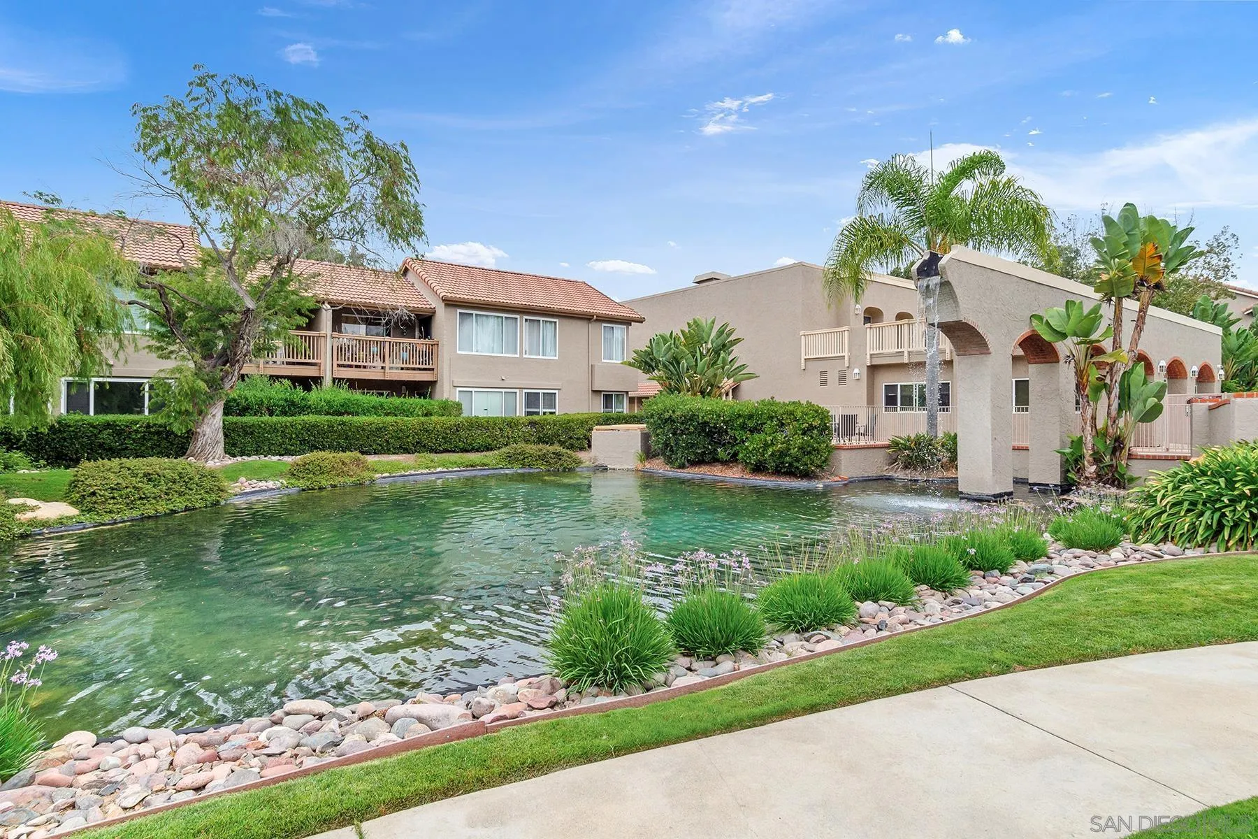 https://cdn.realtyfeed.com/cdn/127/250040222/73550c5a2847dcb7eeeab6dcf5b34b41.webp
