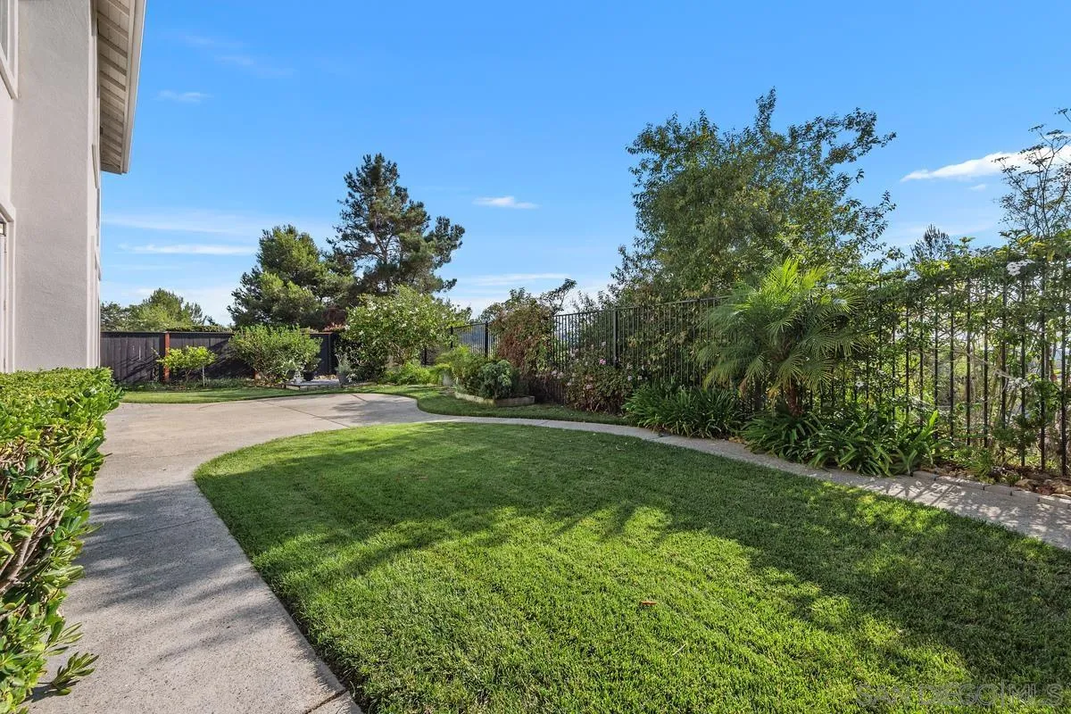 https://cdn.realtyfeed.com/cdn/127/250040233/806dc0987a398e60d32fe6e3e6e1a087.webp