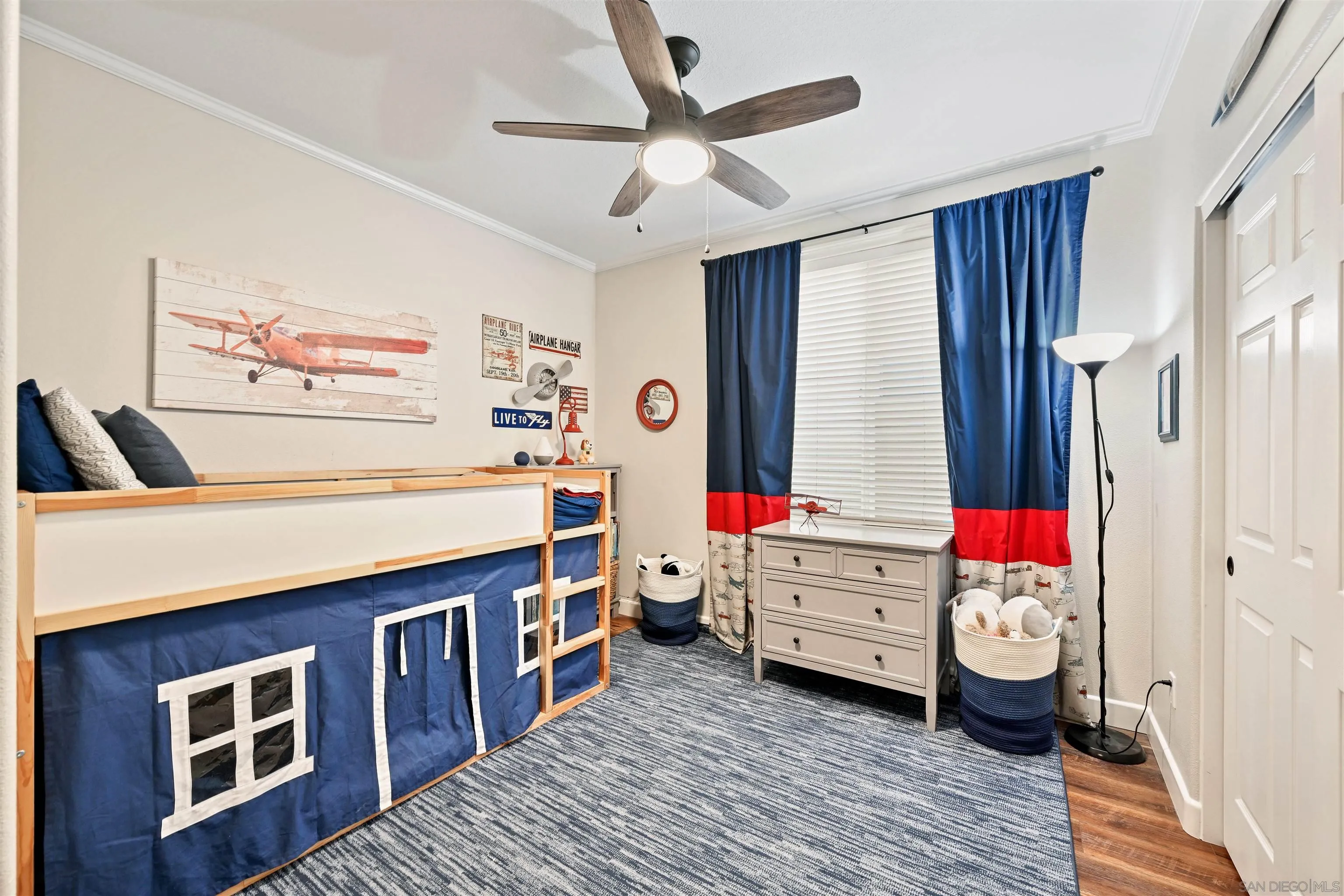 https://cdn.realtyfeed.com/cdn/127/250040247/0e5e421240089bd7f600ebe9e2714ff6.webp