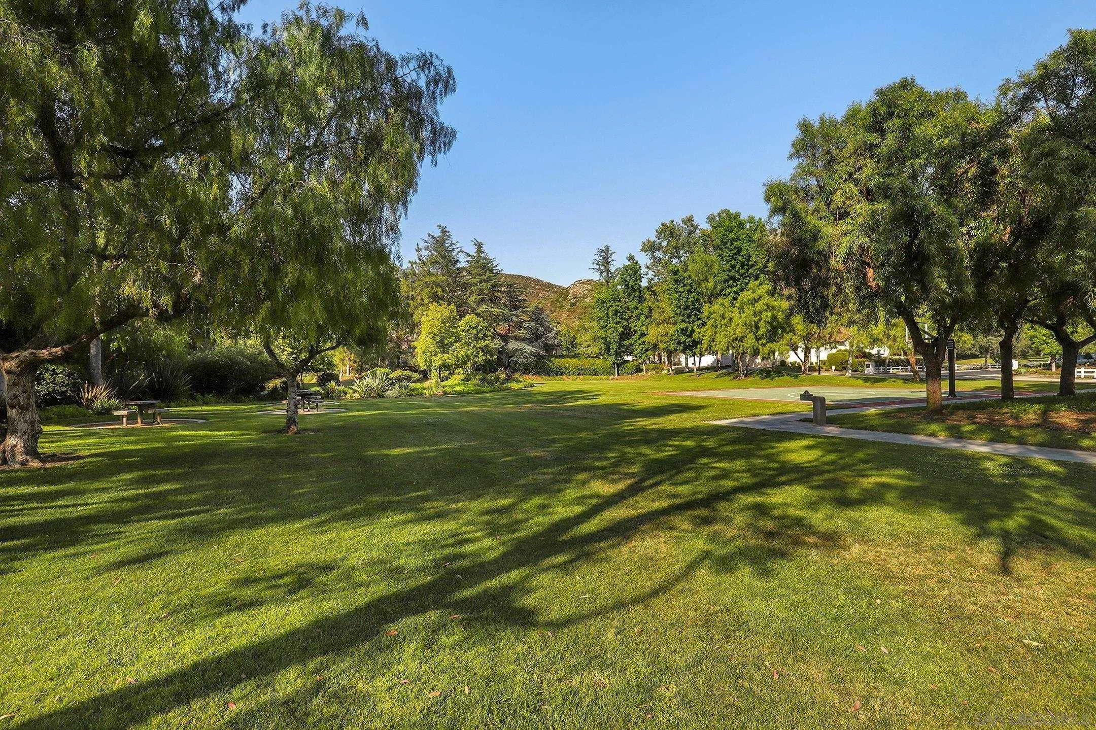https://cdn.realtyfeed.com/cdn/127/250040247/e95c63997fd726f5d332d868e8c7161a.webp
