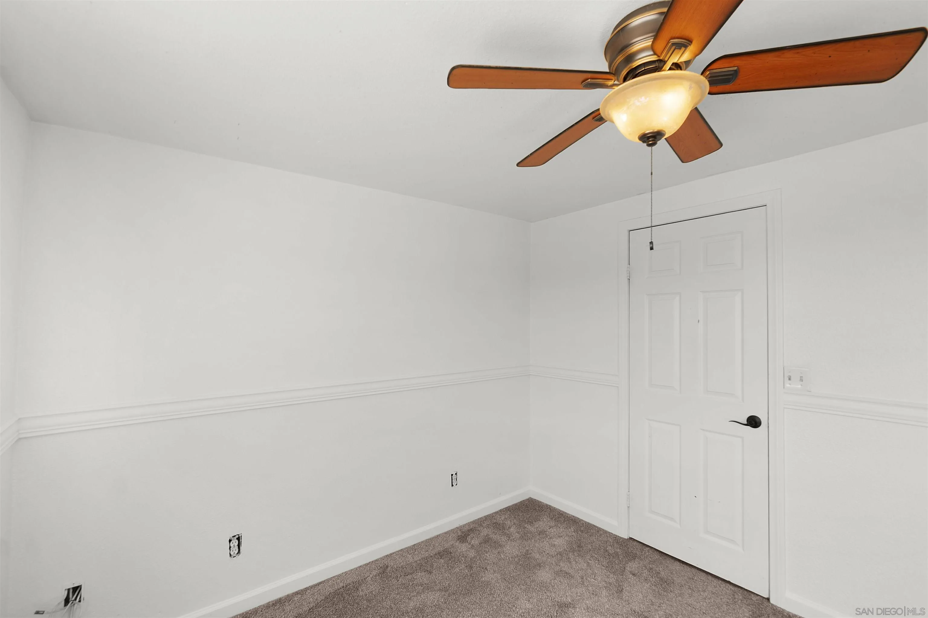 https://cdn.realtyfeed.com/cdn/127/250040248/2a9437d82d2c59ec5dabe7a6e216128e.webp