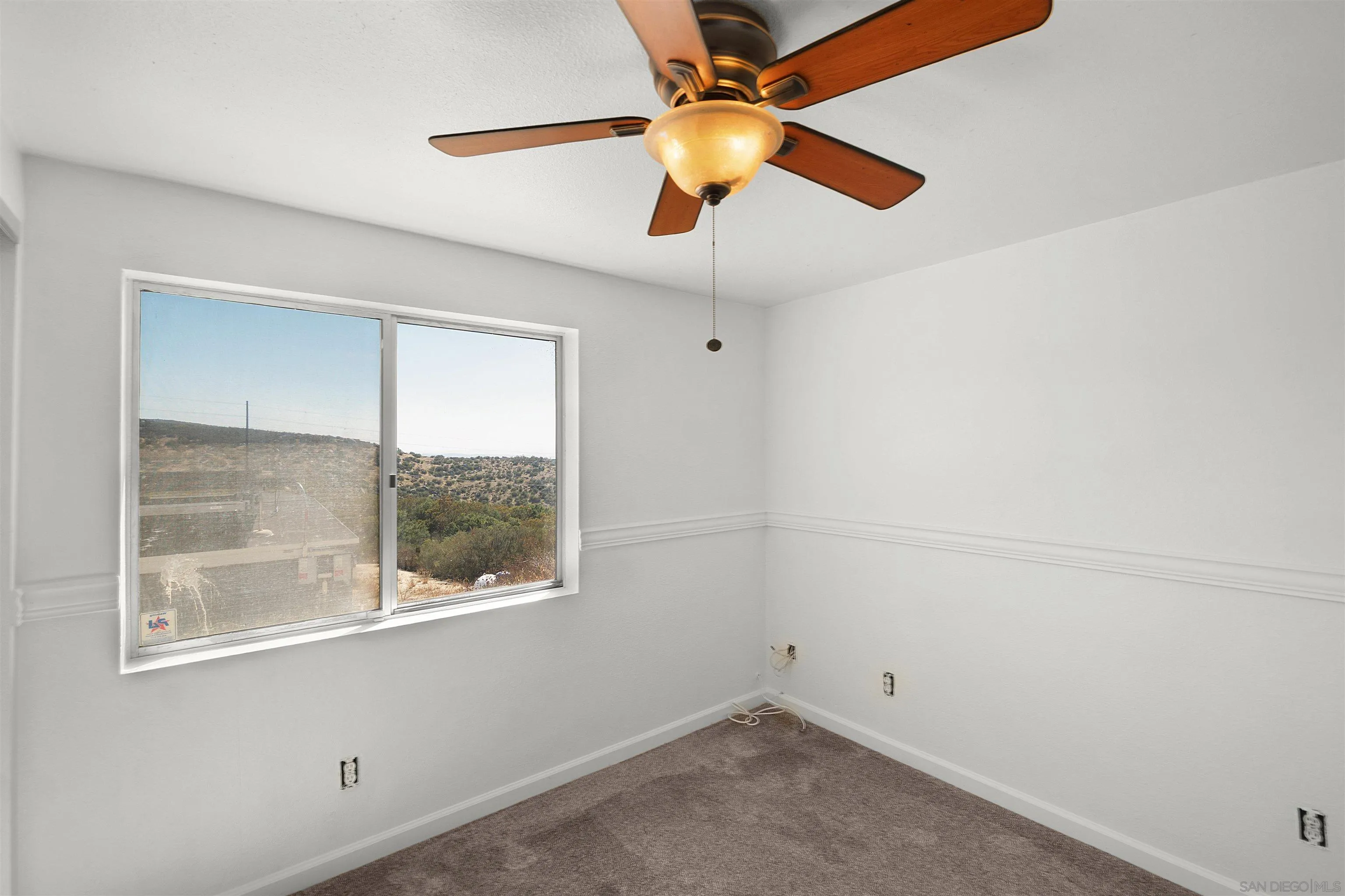https://cdn.realtyfeed.com/cdn/127/250040248/690d3d57067bceddec873e622d748d15.webp